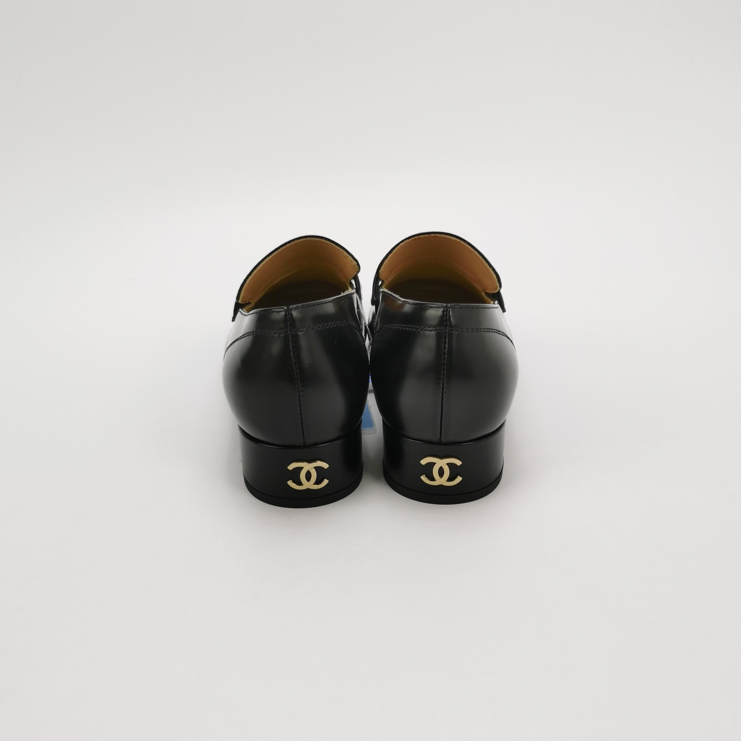 Chanel Chanel Women 7-5 Flats Size US 7.5 / IT 37.5 - 4 Thumbnail