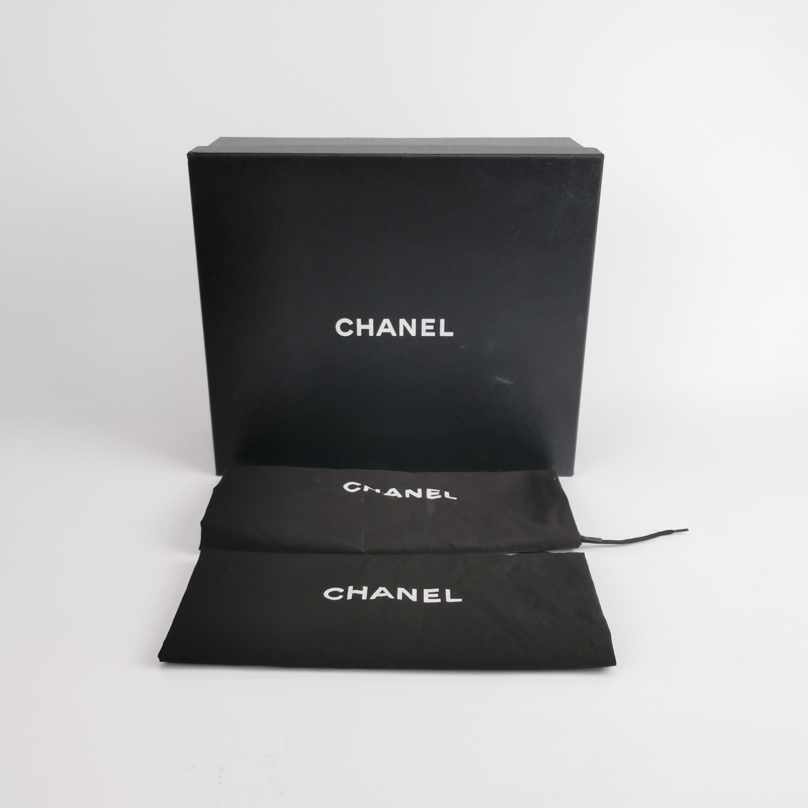 Chanel Chanel Women 8 Boots Size US 8 / IT 38 - 6 Thumbnail