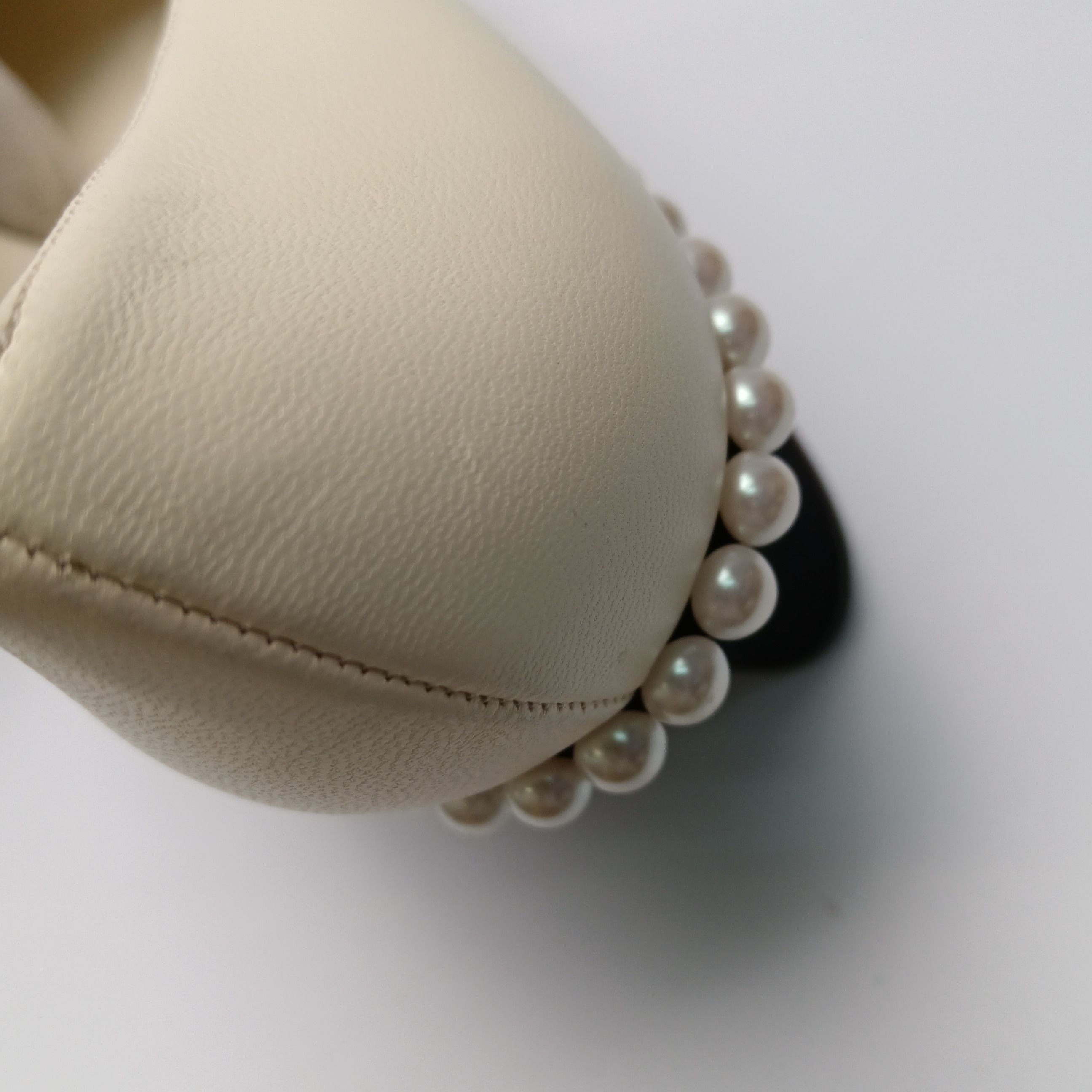 Chanel Chanel Women 7-5 Heels Size US 7.5 / IT 37.5 - 10 Thumbnail