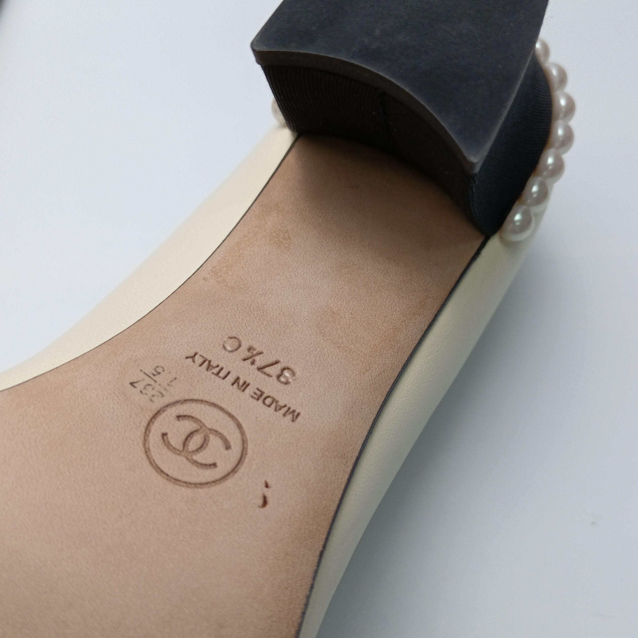 Chanel Chanel Women 7-5 Heels Size US 7.5 / IT 37.5 - 7 Thumbnail