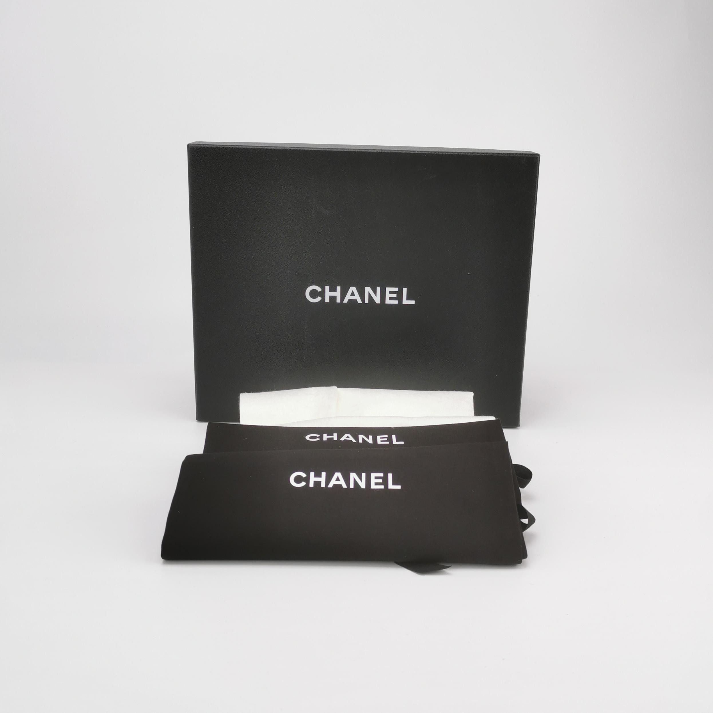 Chanel Chanel Women 7 Flats Size US 7 / IT 37 - 6 Thumbnail