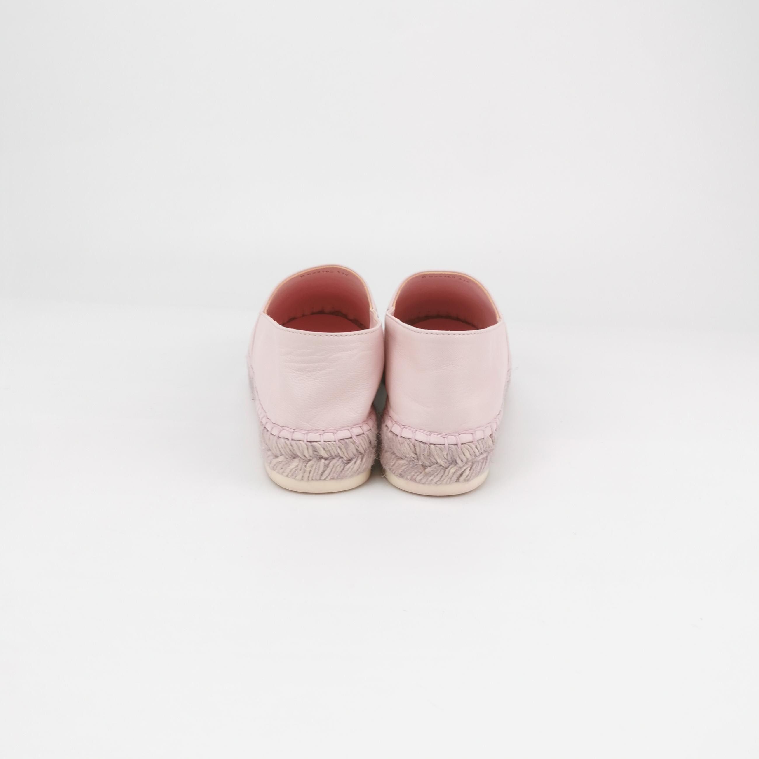 Chanel Chanel Women 7 Flats Size US 7 / IT 37 - 4 Thumbnail
