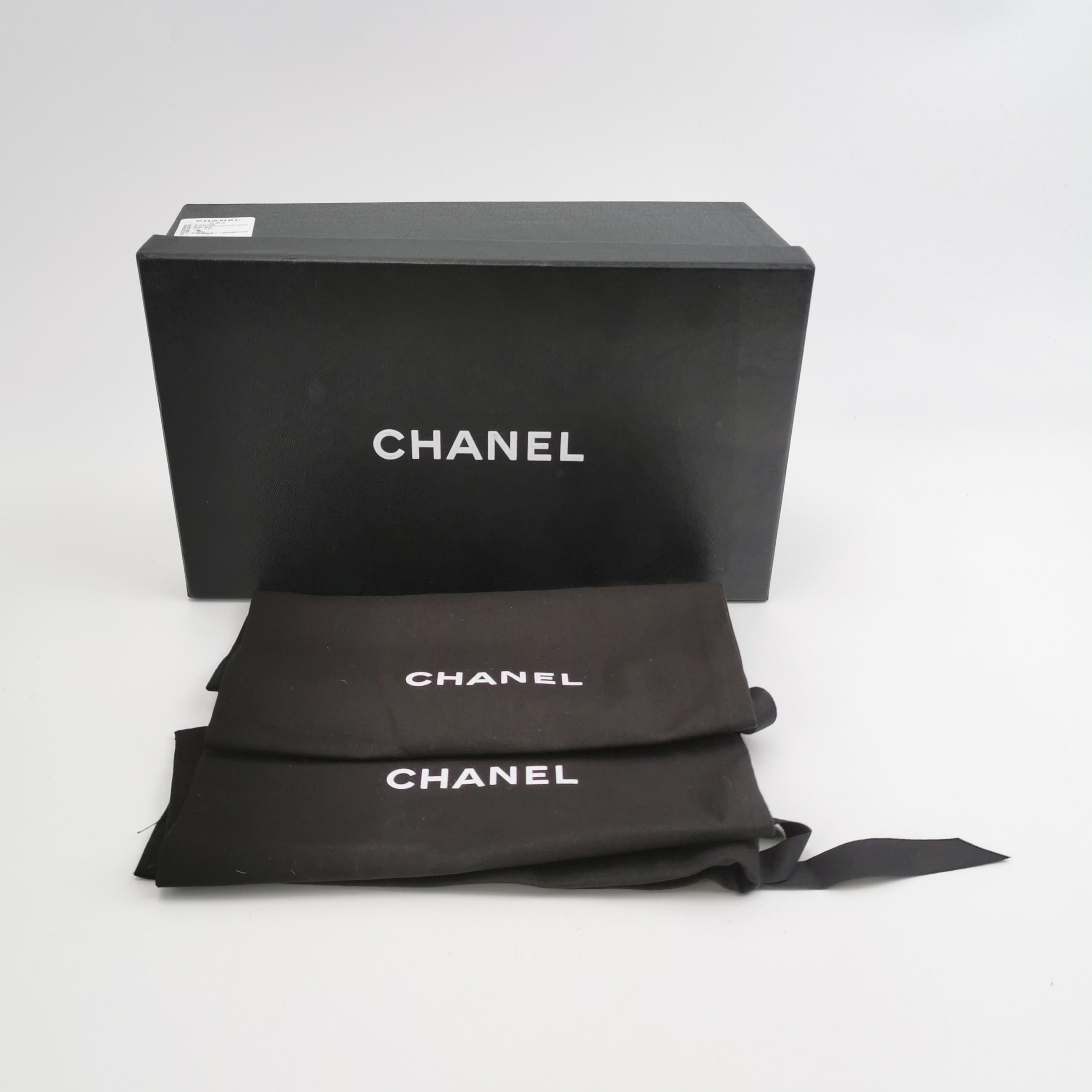 Chanel Chanel Women 8 Flats Size US 8 / IT 38 - 6 Thumbnail