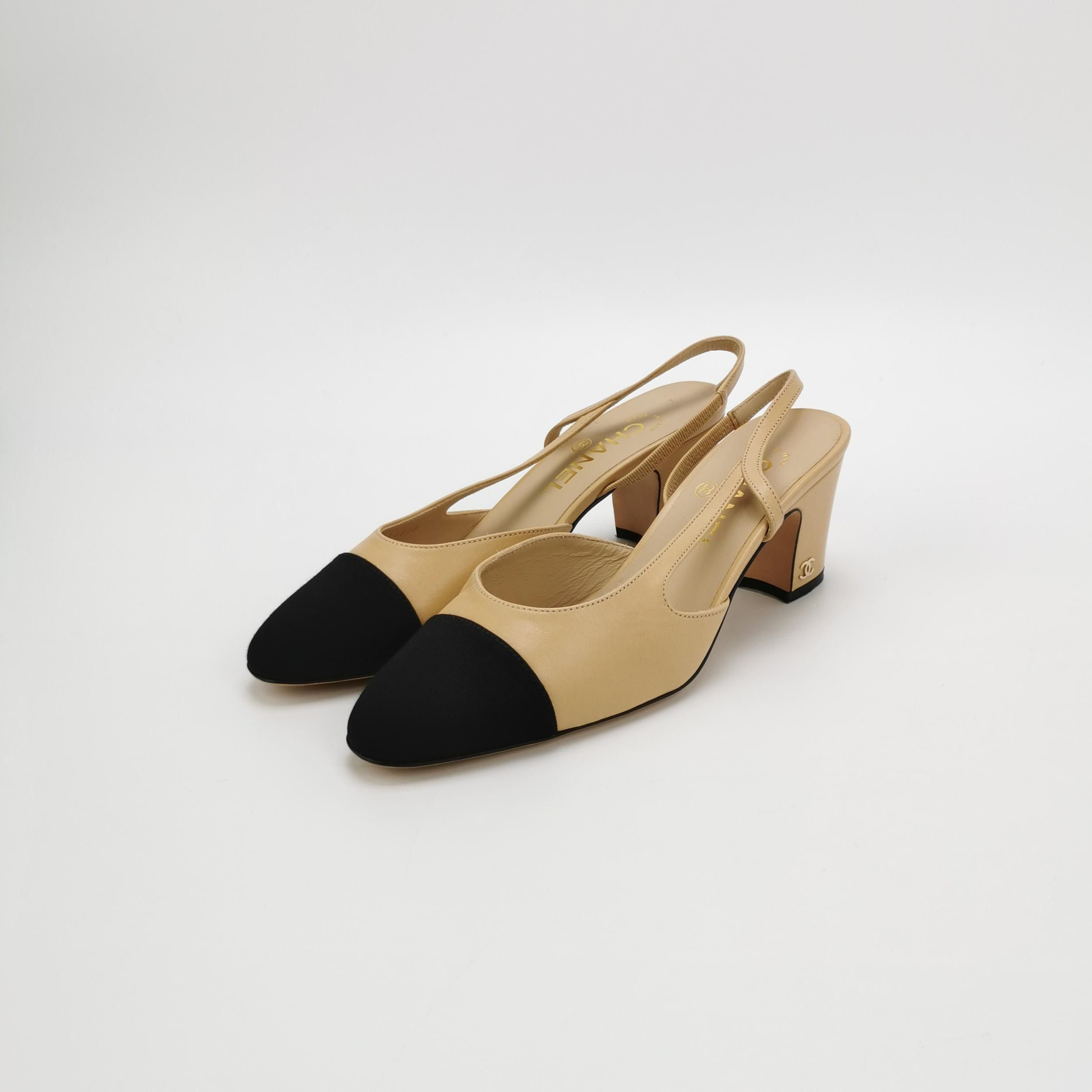 Chanel Chanel Women 7 Flats Size US 7 / IT 37 - 2 Thumbnail