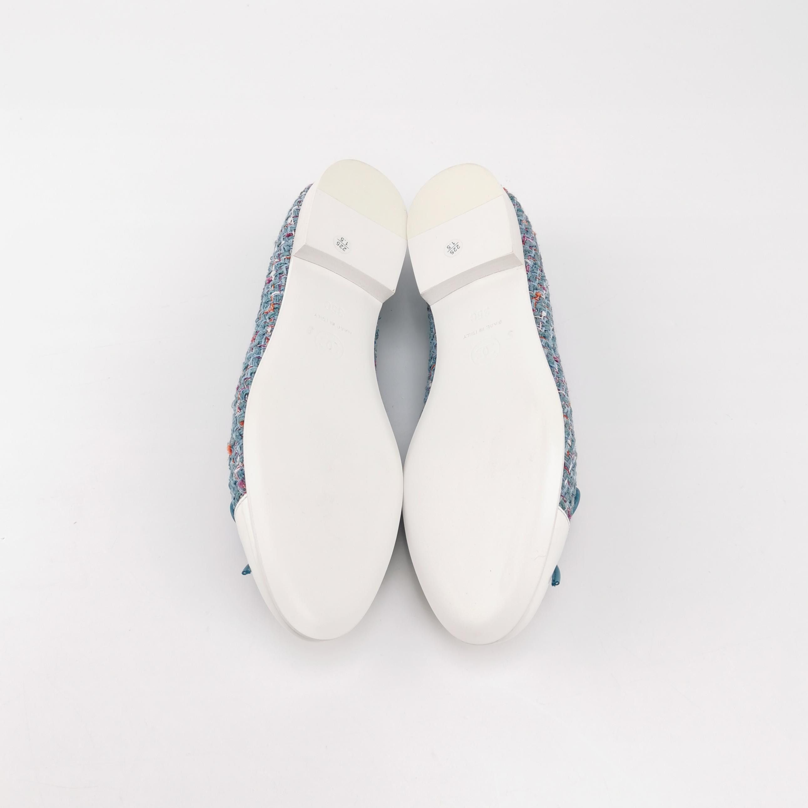 Chanel Chanel Women 5 Flats Size US 5 / IT 35 - 5 Thumbnail