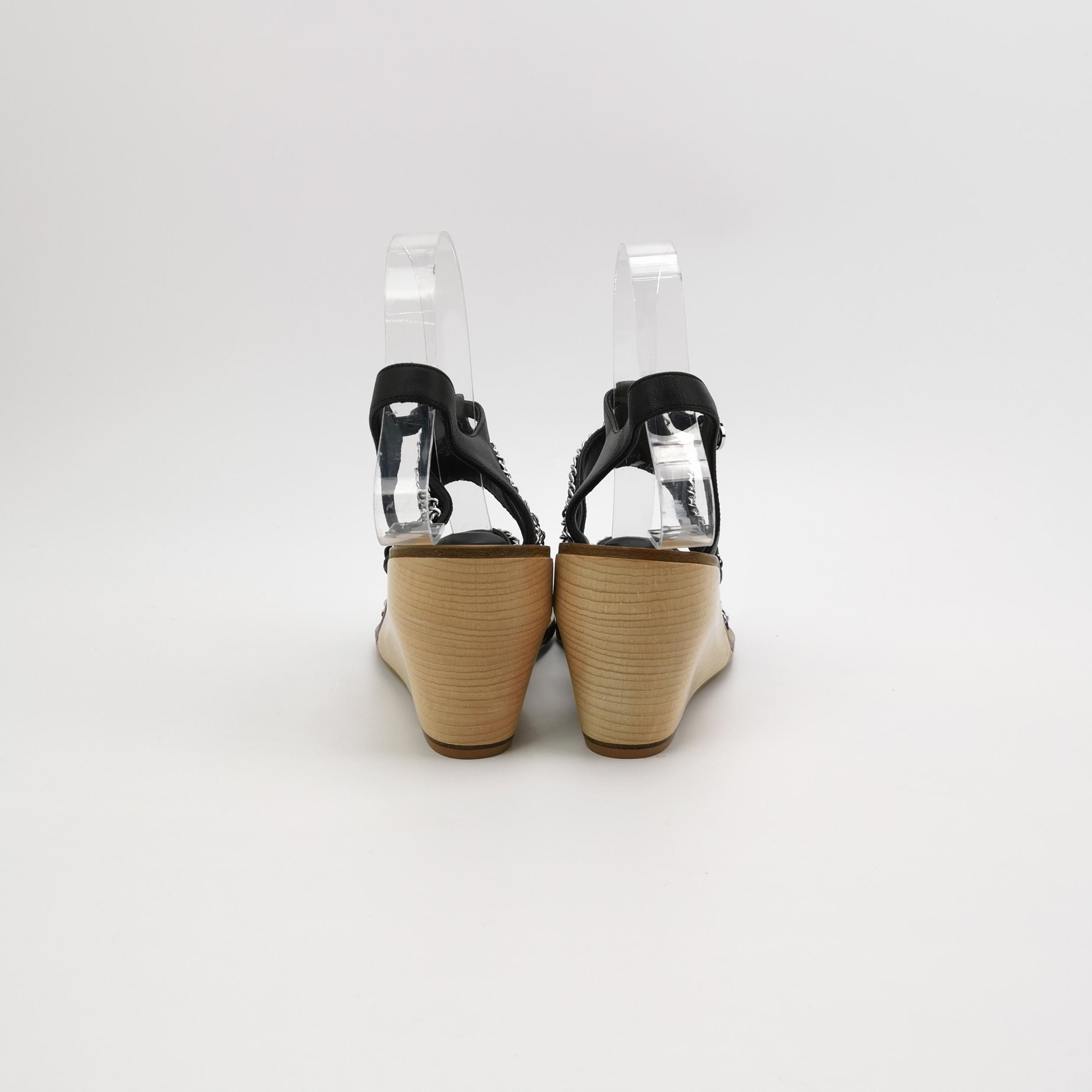 Chanel Chanel Women 6 Sandals Size US 6 / IT 36 - 4 Thumbnail