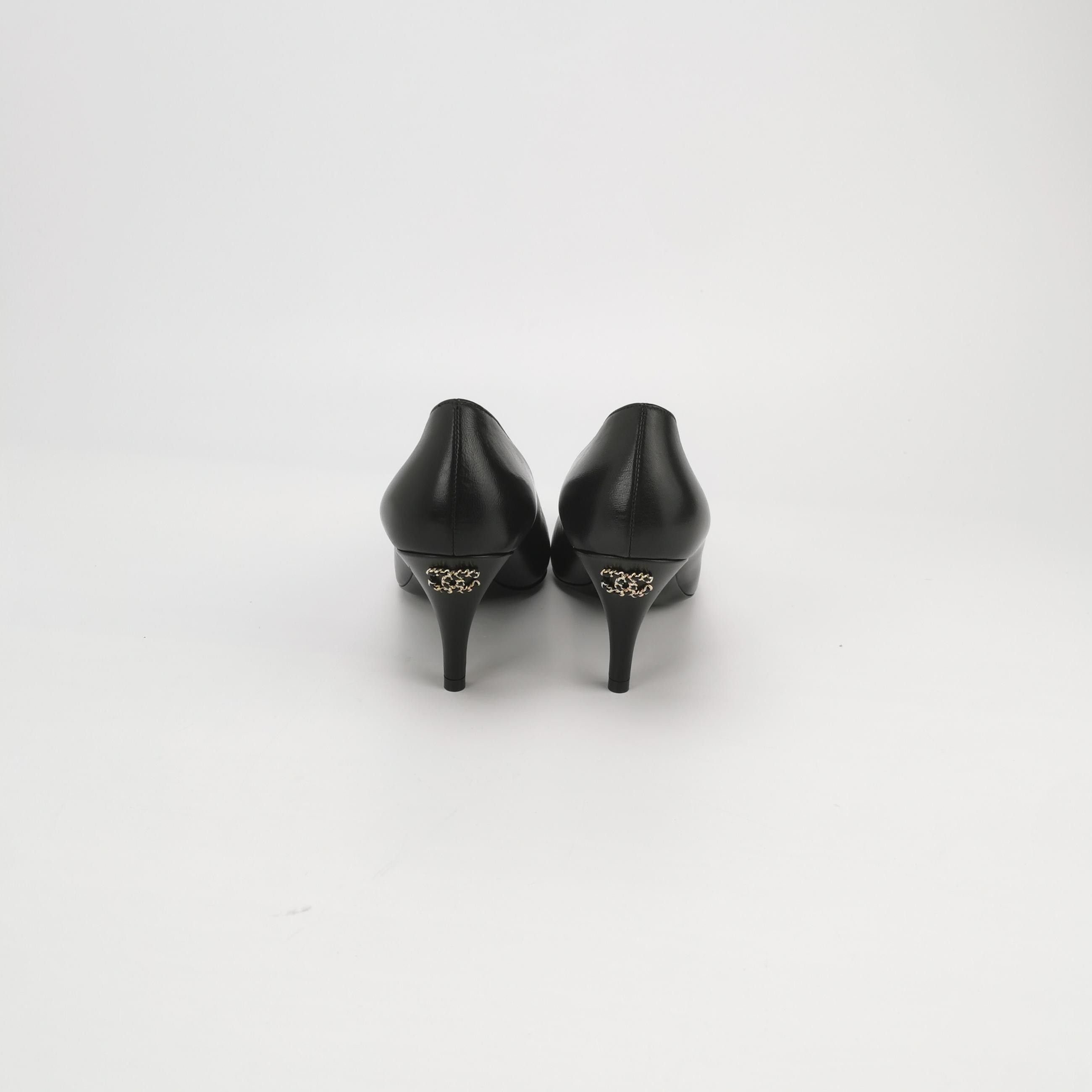 Chanel Chanel Women 8 Heels Size US 8 / IT 38 - 4 Thumbnail
