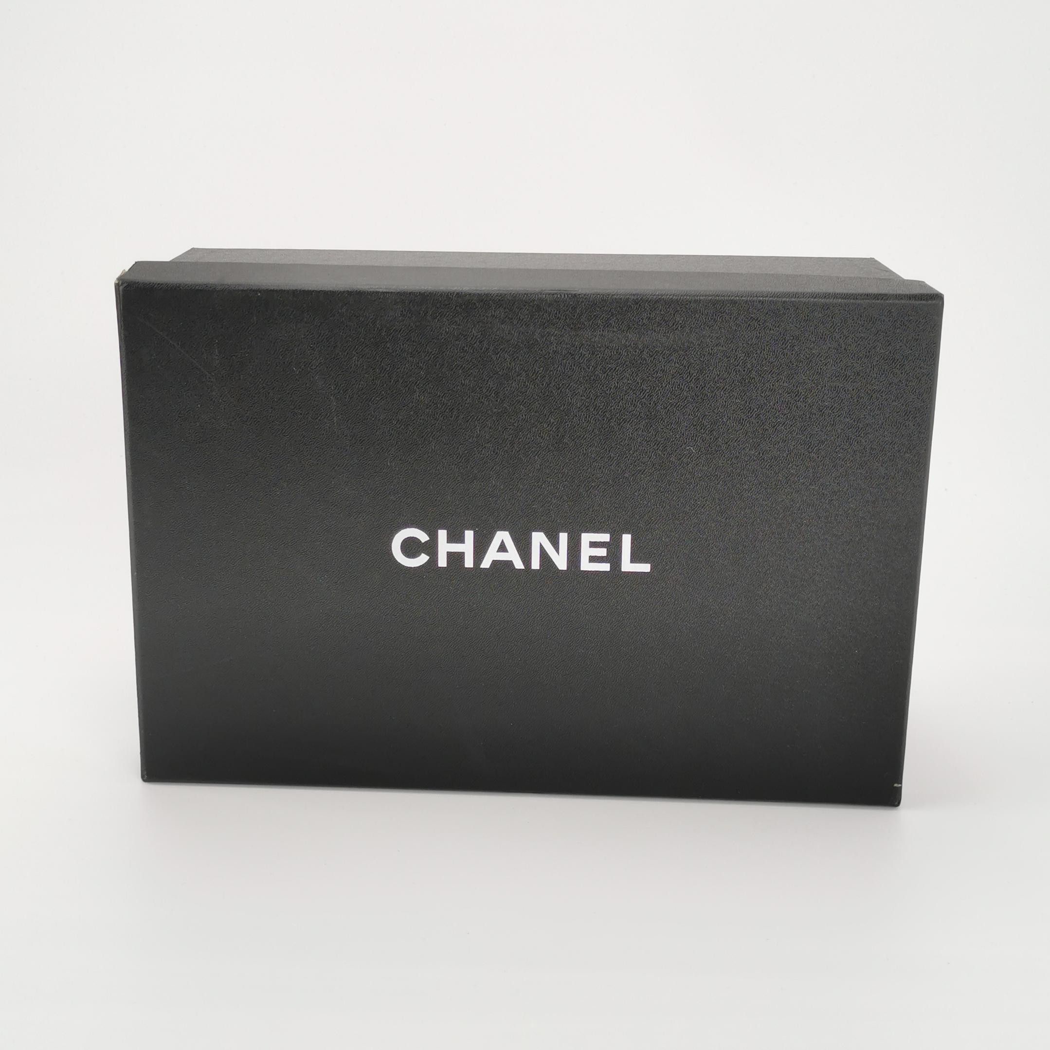 Chanel Chanel Women 7 Flats Size US 7 / IT 37 - 6 Thumbnail
