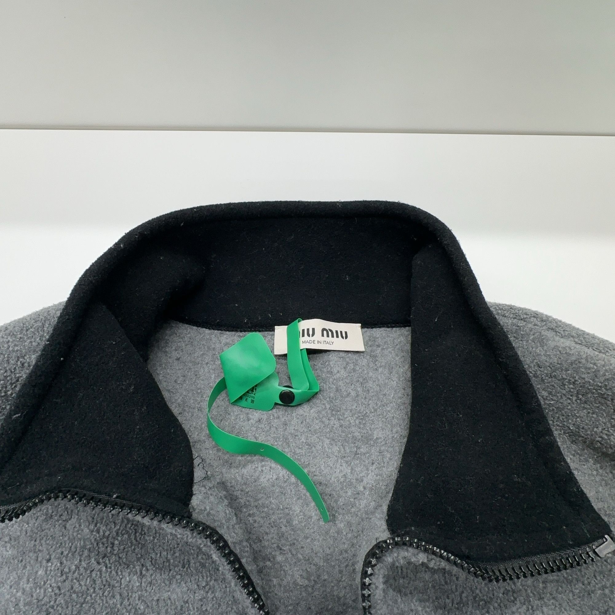 Miu Miu Miu Miu Logo Fleece Vest Size L Size L / US 10 / IT 46 - 6 Thumbnail