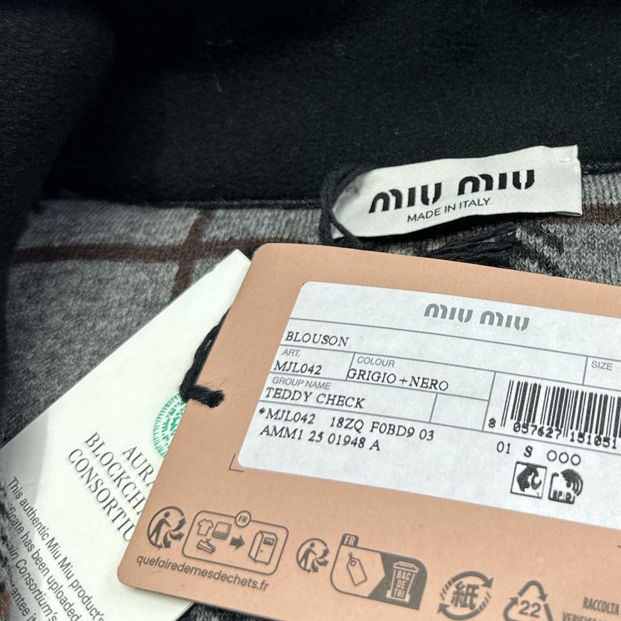 Miu Miu Miu Miu Teddy Check Jacket Size M Size M / US 6-8 / IT 42-44 - 10 Thumbnail