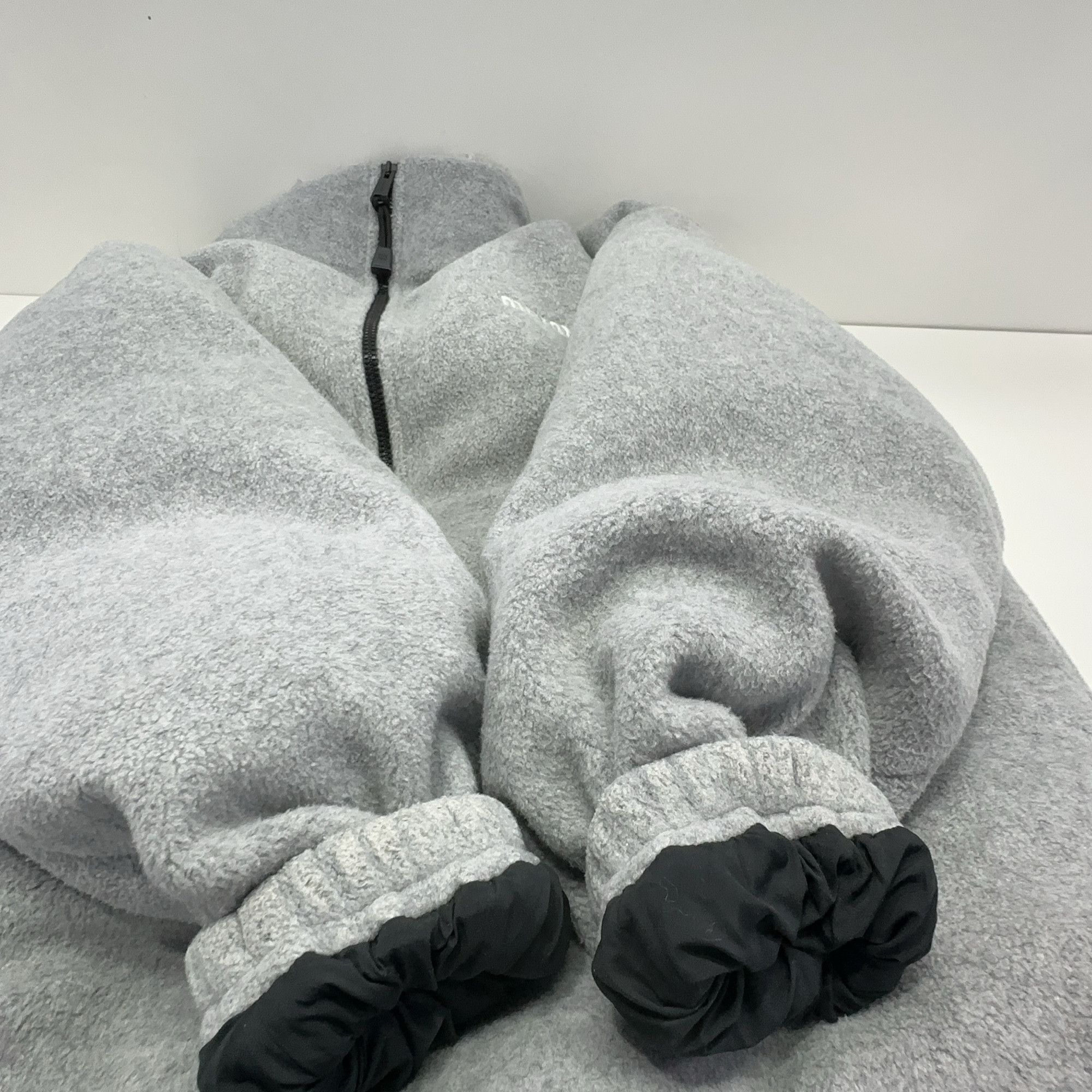 Miu Miu Miu Miu Grey Fleece Puffer Jacket Size 38 Size XS / US 0-2 / IT 36-38 - 10 Thumbnail
