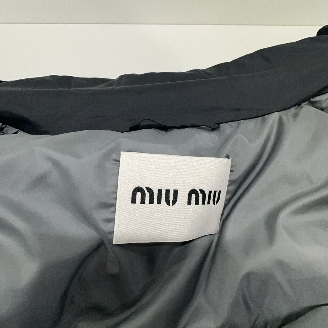 Miu Miu Miu Miu Logo Padded Vest Size 40 Size S / US 4 / IT 40 - 3 Thumbnail