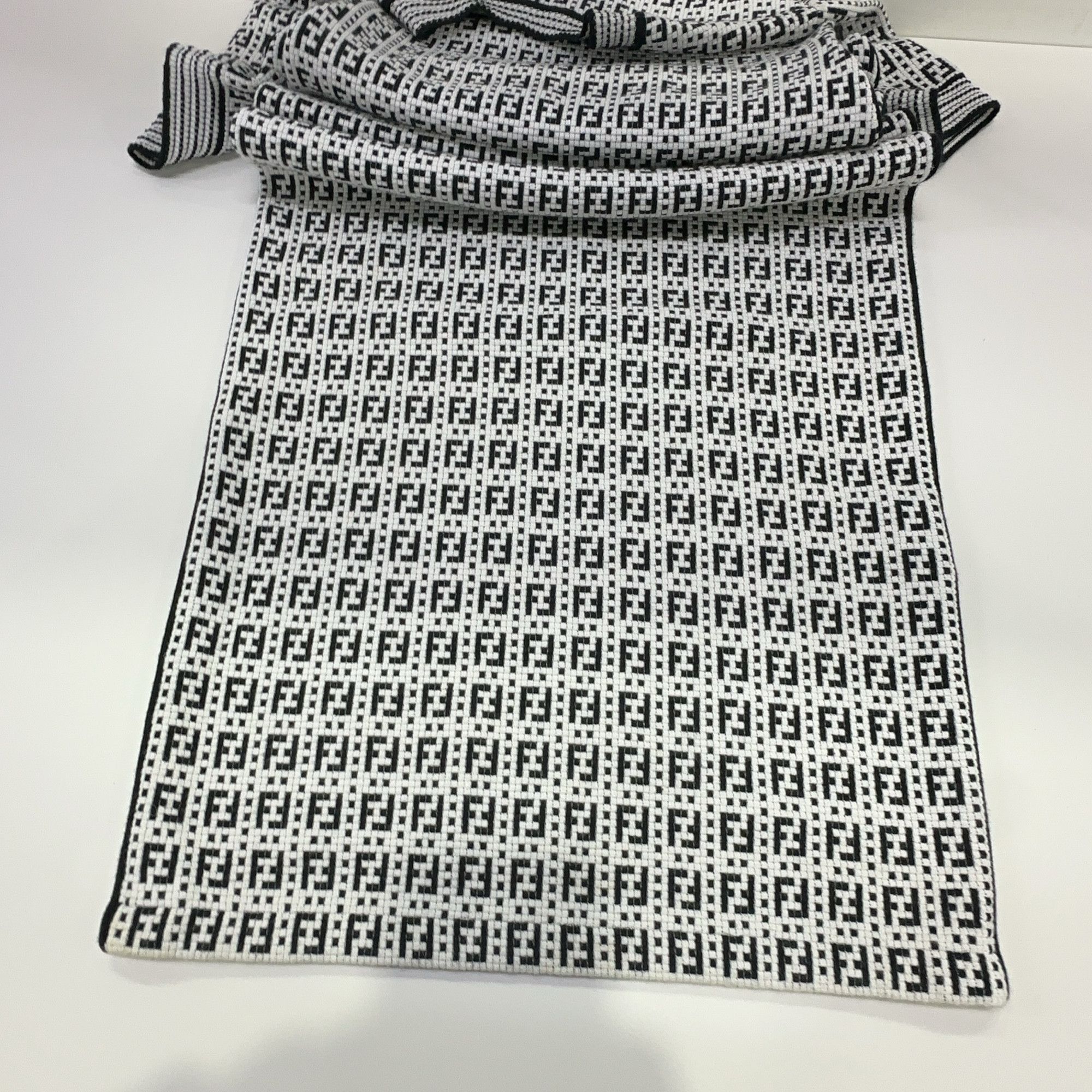 Fendi Fendi FF Logo Knit Midi Dress Size 36 Size XS / US 0-2 / IT 36-38 - 8 Thumbnail
