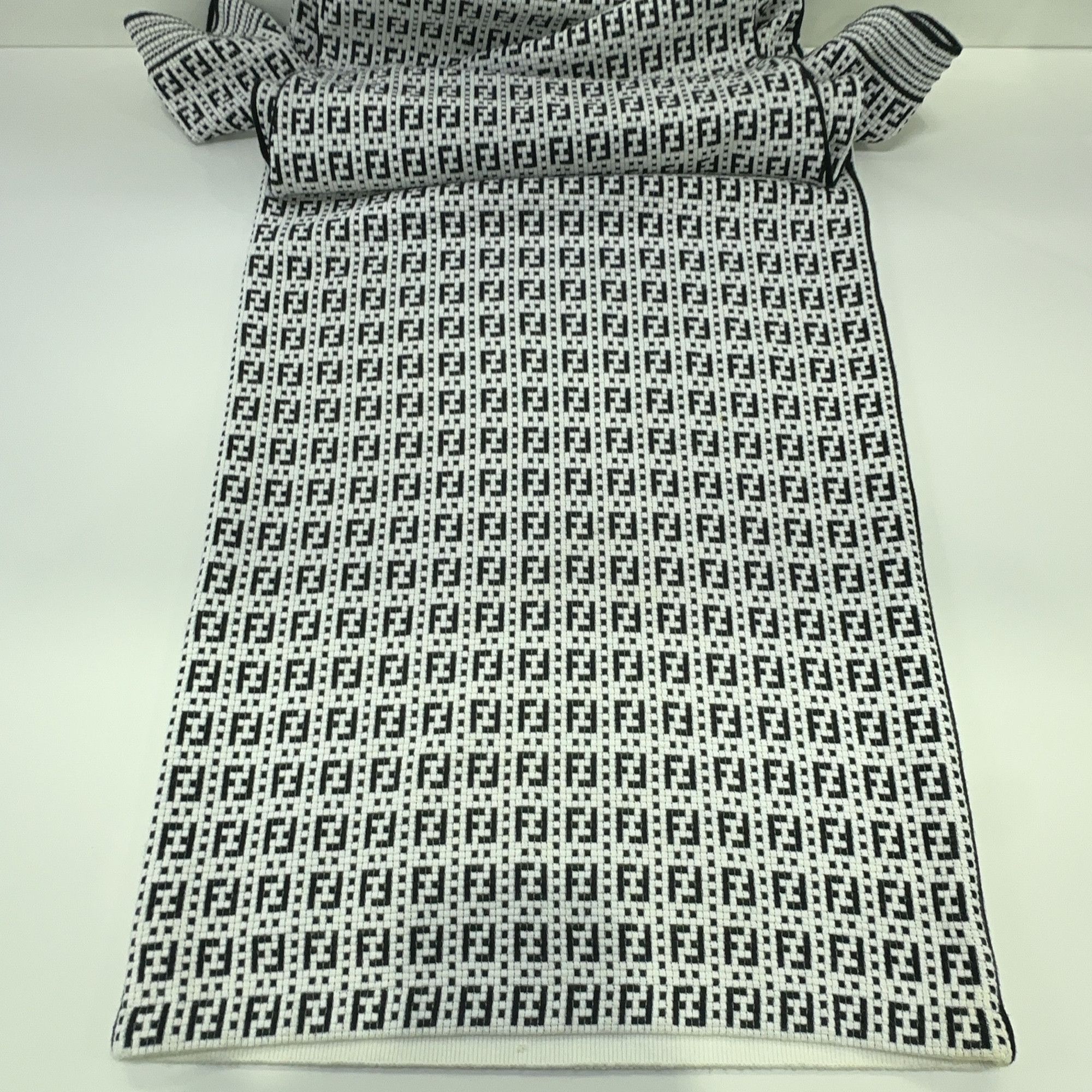 Fendi Fendi FF Logo Knit Midi Dress Size 36 Size XS / US 0-2 / IT 36-38 - 12 Thumbnail