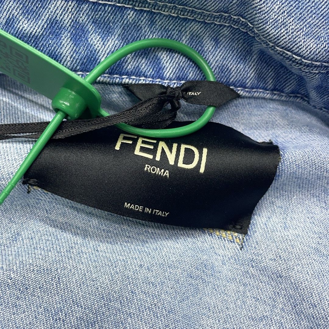 Fendi Fendi Logo Patch Denim Jacket Size M Size US M / EU 48-50 / 2 - 3 Thumbnail