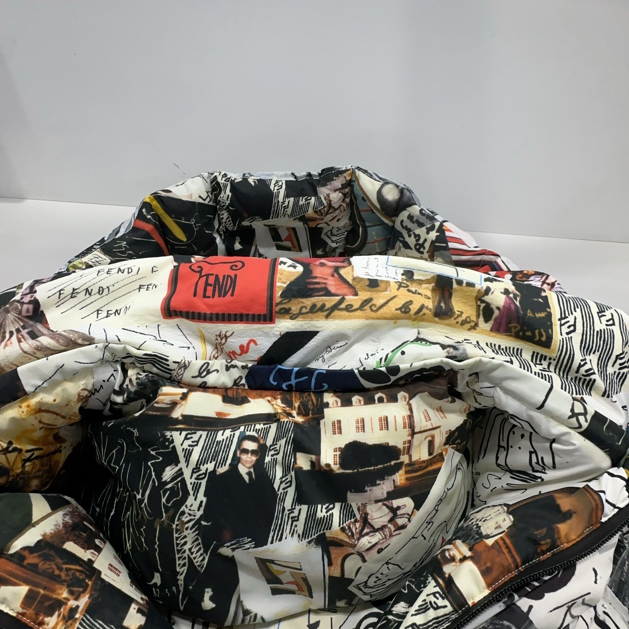 Fendi Fendi Collage Print Puffer Jacket Size 54 Size US L / EU 52-54 / 3 - 6 Thumbnail
