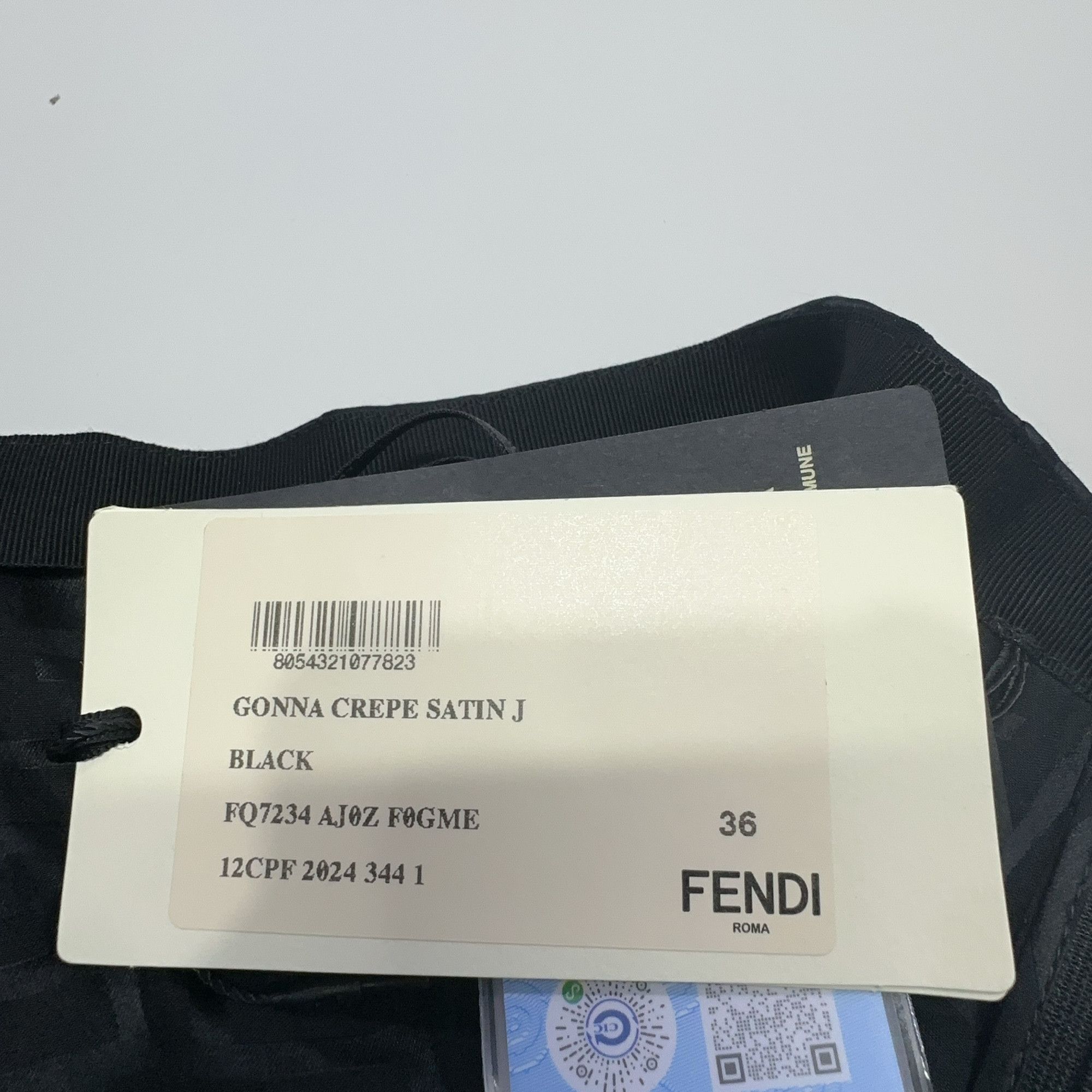 Fendi Fendi Logo Pattern Midi Skirt Size IT 36 Size 25" / US 0 / IT 36 - 4 Thumbnail