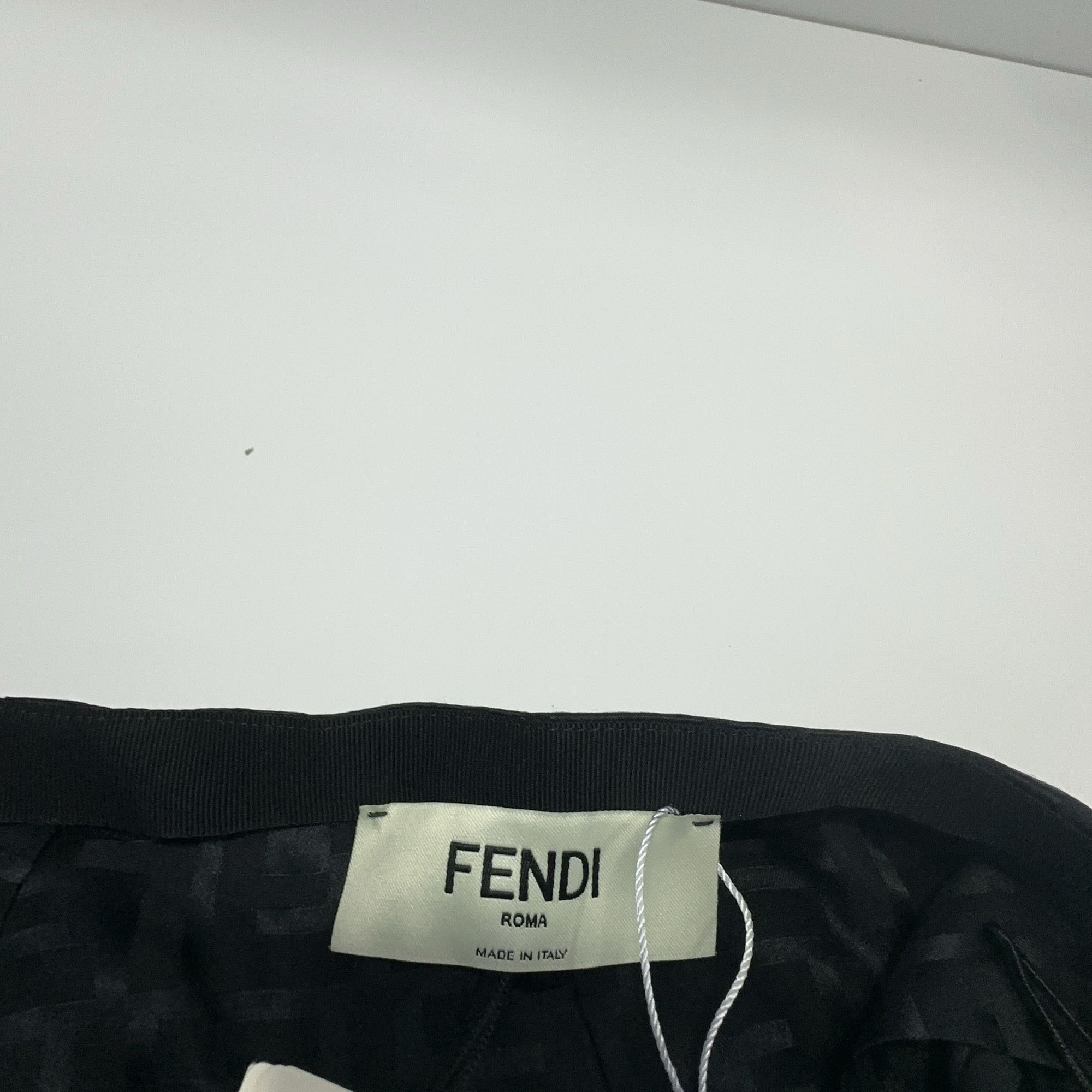 Fendi Fendi Logo Pattern Midi Skirt Size IT 36 Size 25" / US 0 / IT 36 - 3 Thumbnail