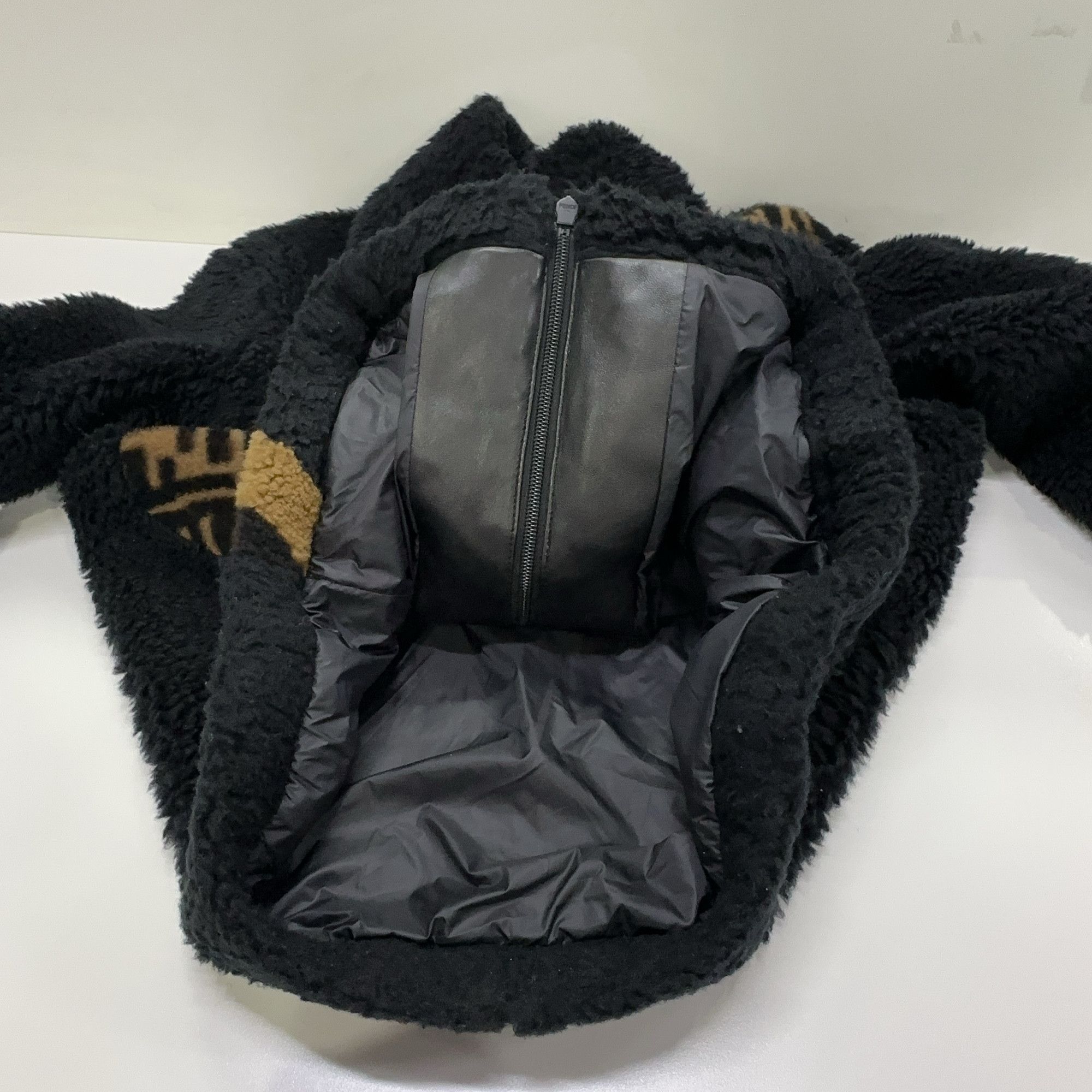 Fendi Fendi FF Logo Fleece Jacket Size 46 Size US S / EU 44-46 / 1 - 8 Thumbnail