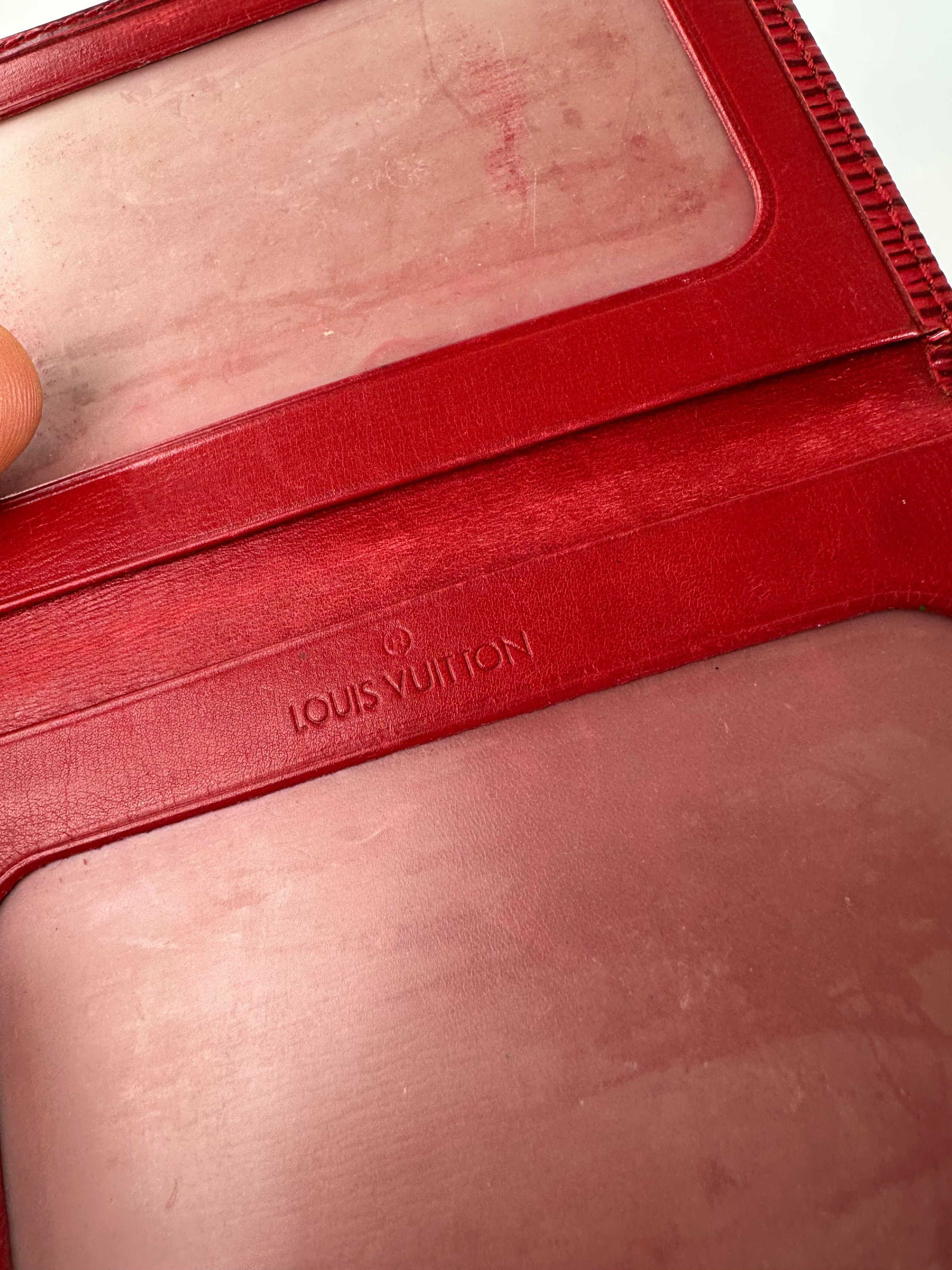 Louis Vuitton Vintage Epi Leather Card Holder Red Size ONE SIZE - 4 Thumbnail