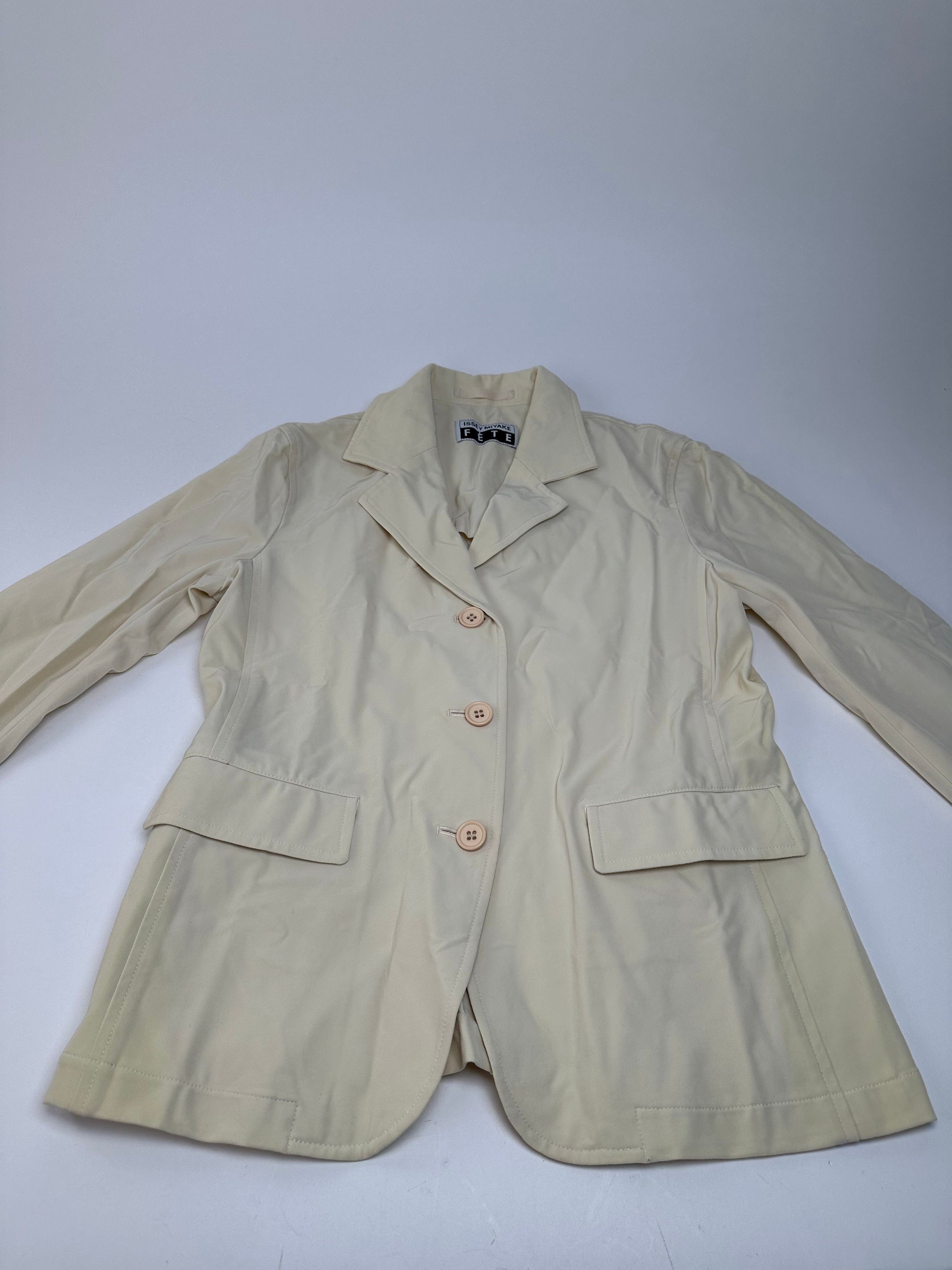 Issey Miyake Vintage Fête Blazer Nylon Cream M Size M / US 6-8 / IT 42-44 - 4 Thumbnail
