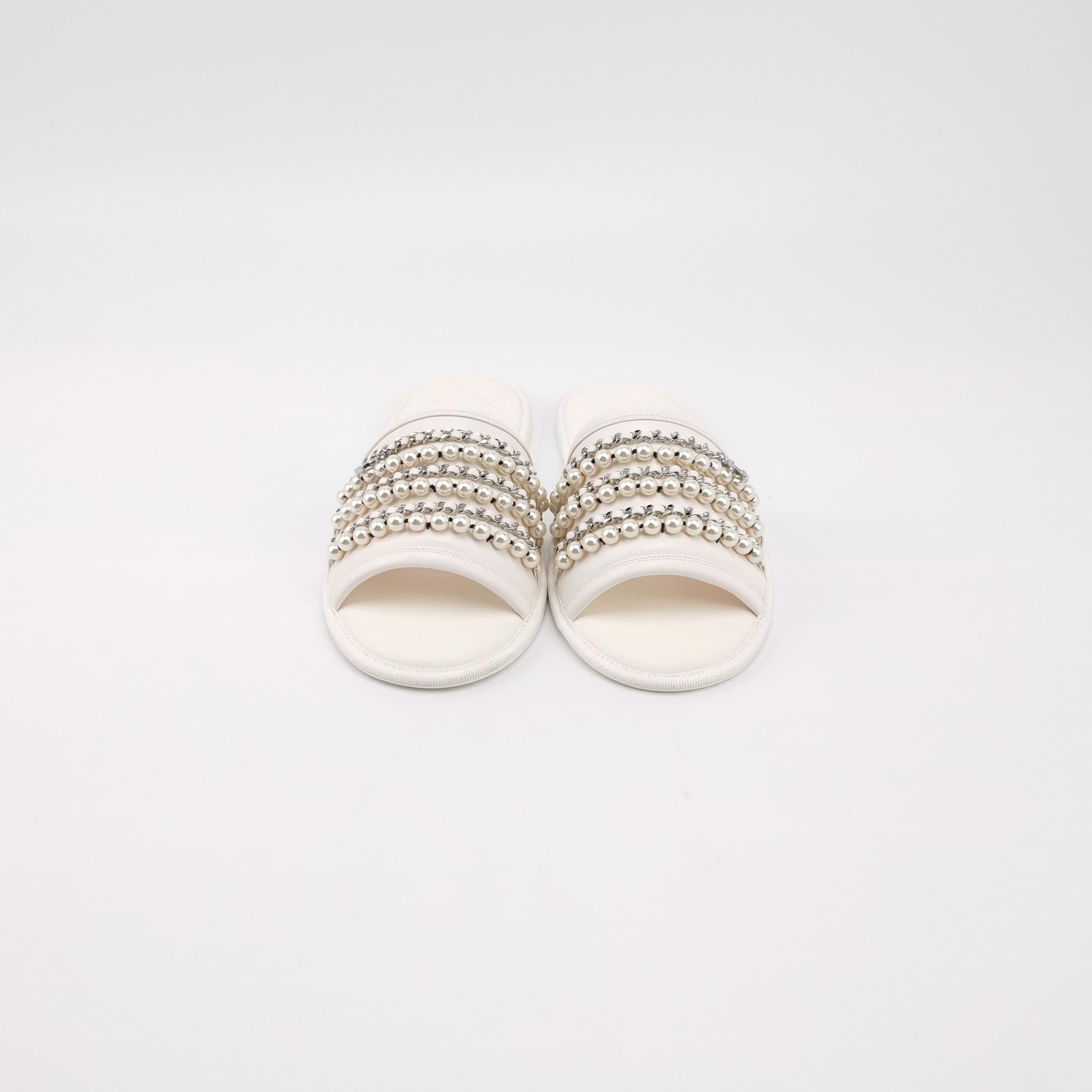 Chanel Chanel Women 7 Sandals Size US 7 / IT 37 - 3 Thumbnail