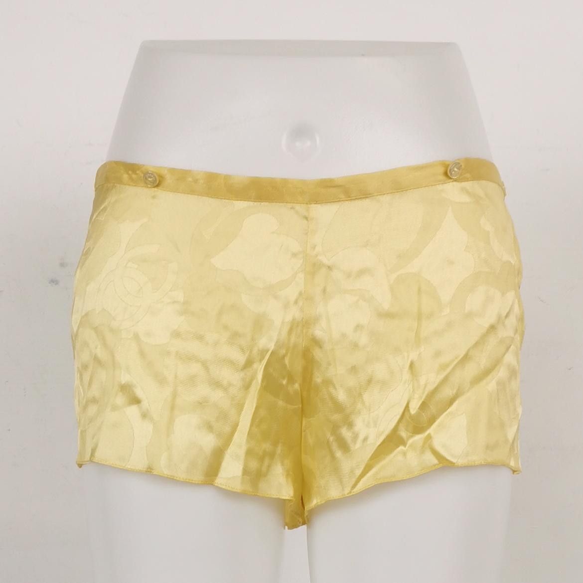 Chanel Chanel Women 36 Shorts Size 36" / US 14 / IT 50 - 3 Thumbnail