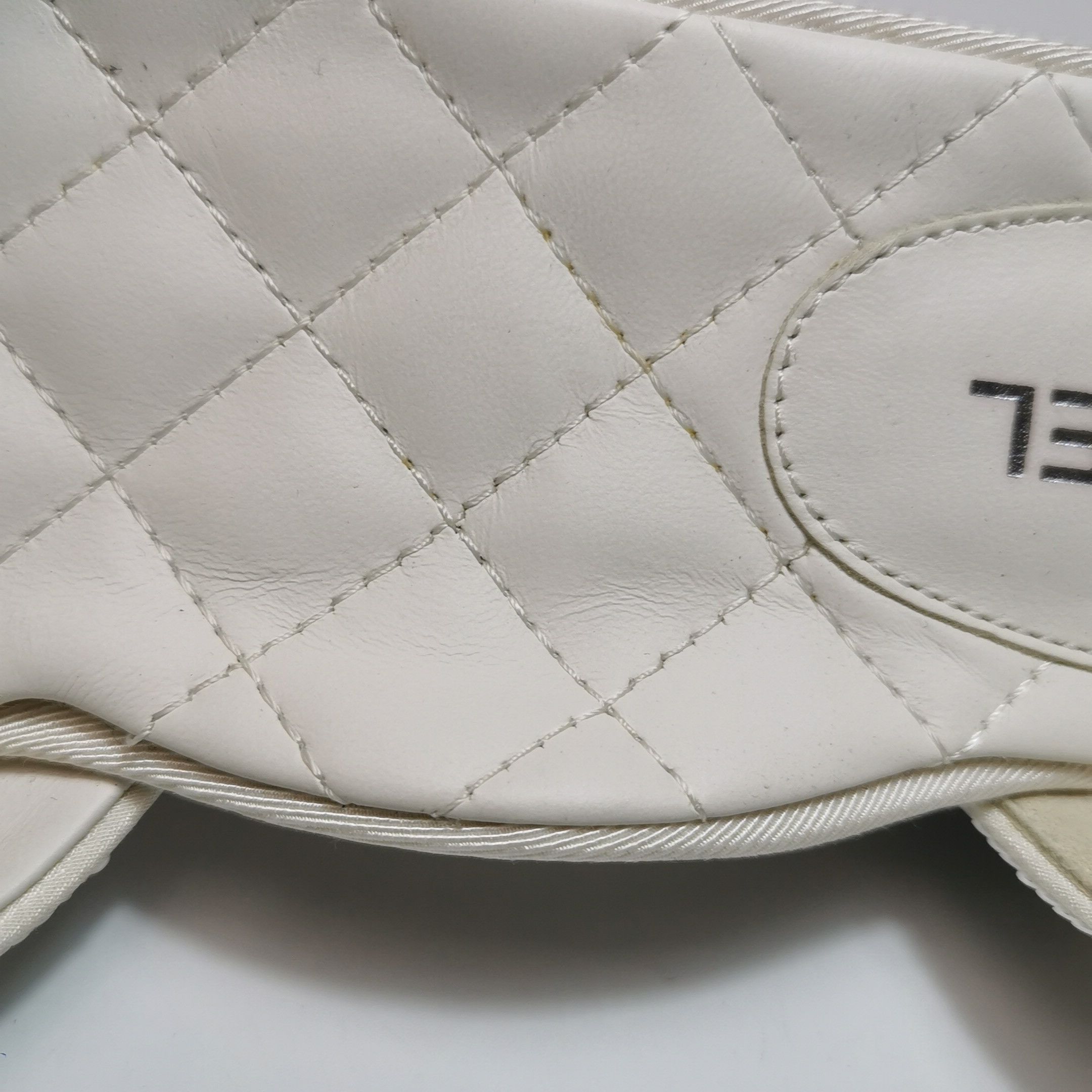 Chanel Chanel Women 8 Flats Size US 8 / IT 38 - 9 Thumbnail