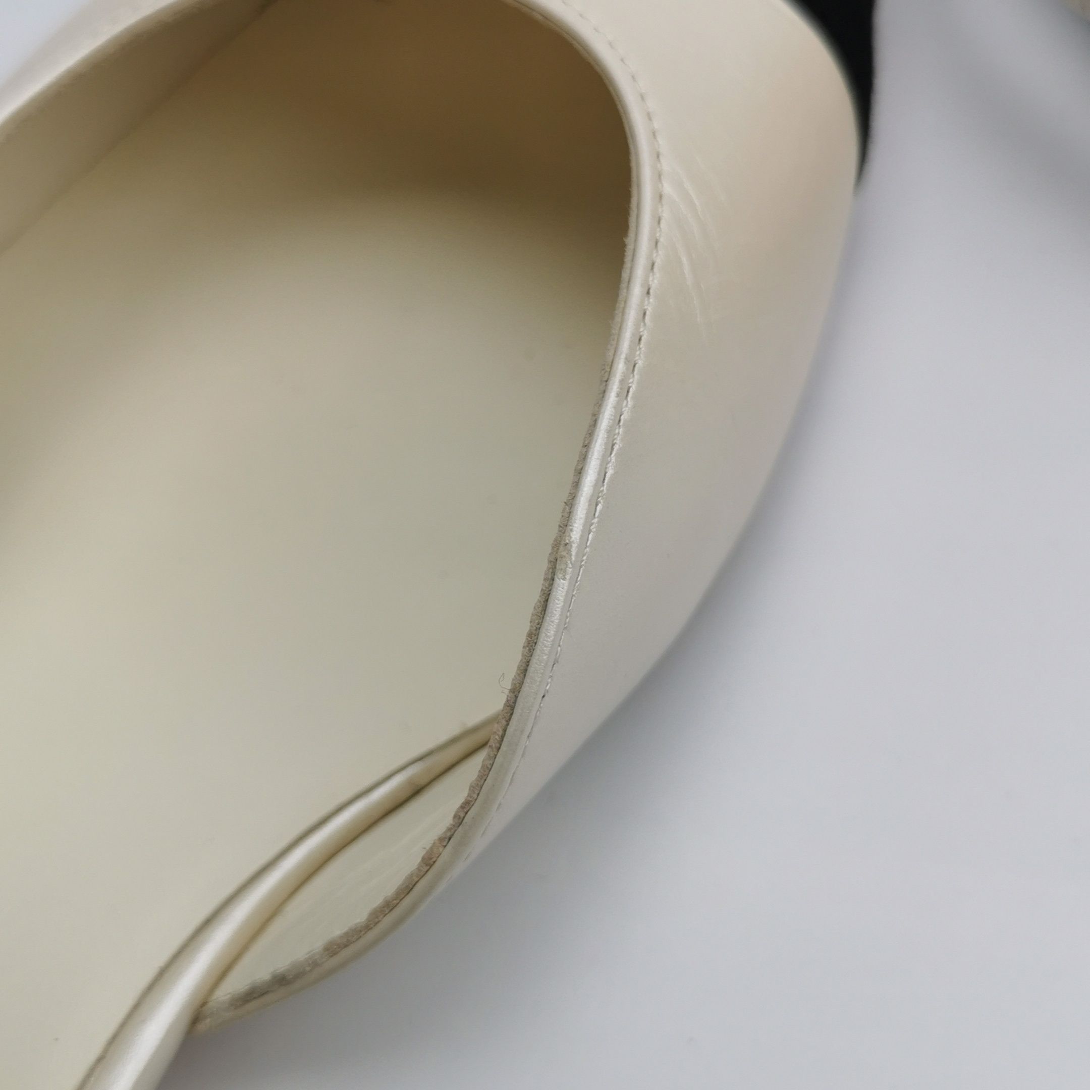 Chanel Chanel Women 5 Flats Size US 5 / IT 35 - 7 Thumbnail