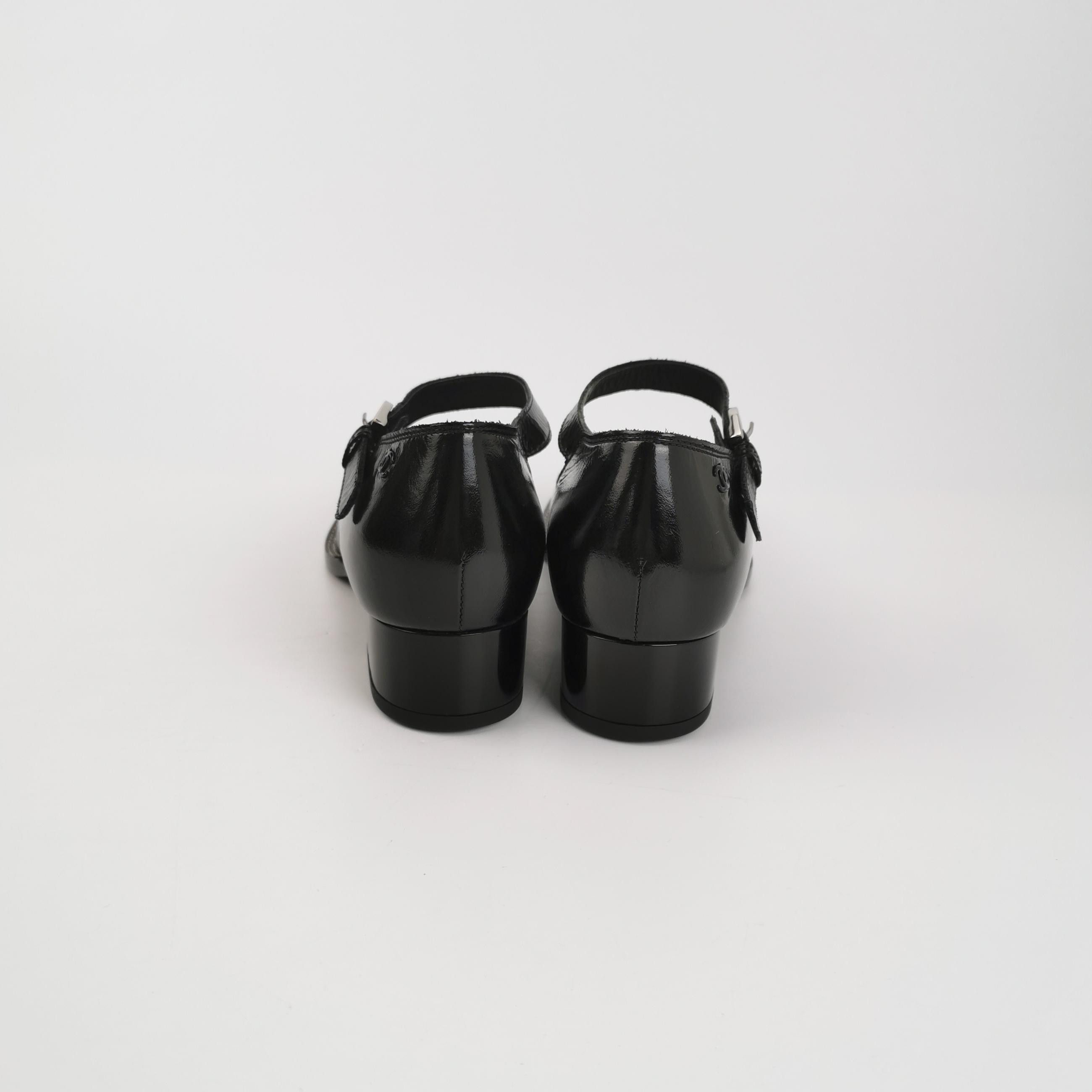 Chanel Chanel Women 8 Flats Size US 8 / IT 38 - 4 Thumbnail