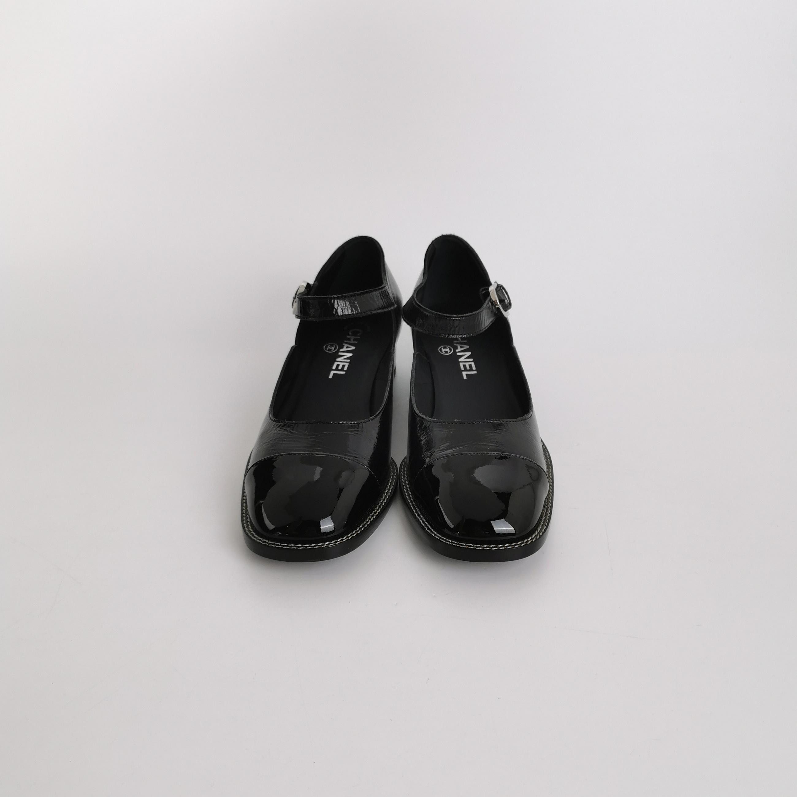 Chanel Chanel Women 8 Flats Size US 8 / IT 38 - 3 Thumbnail
