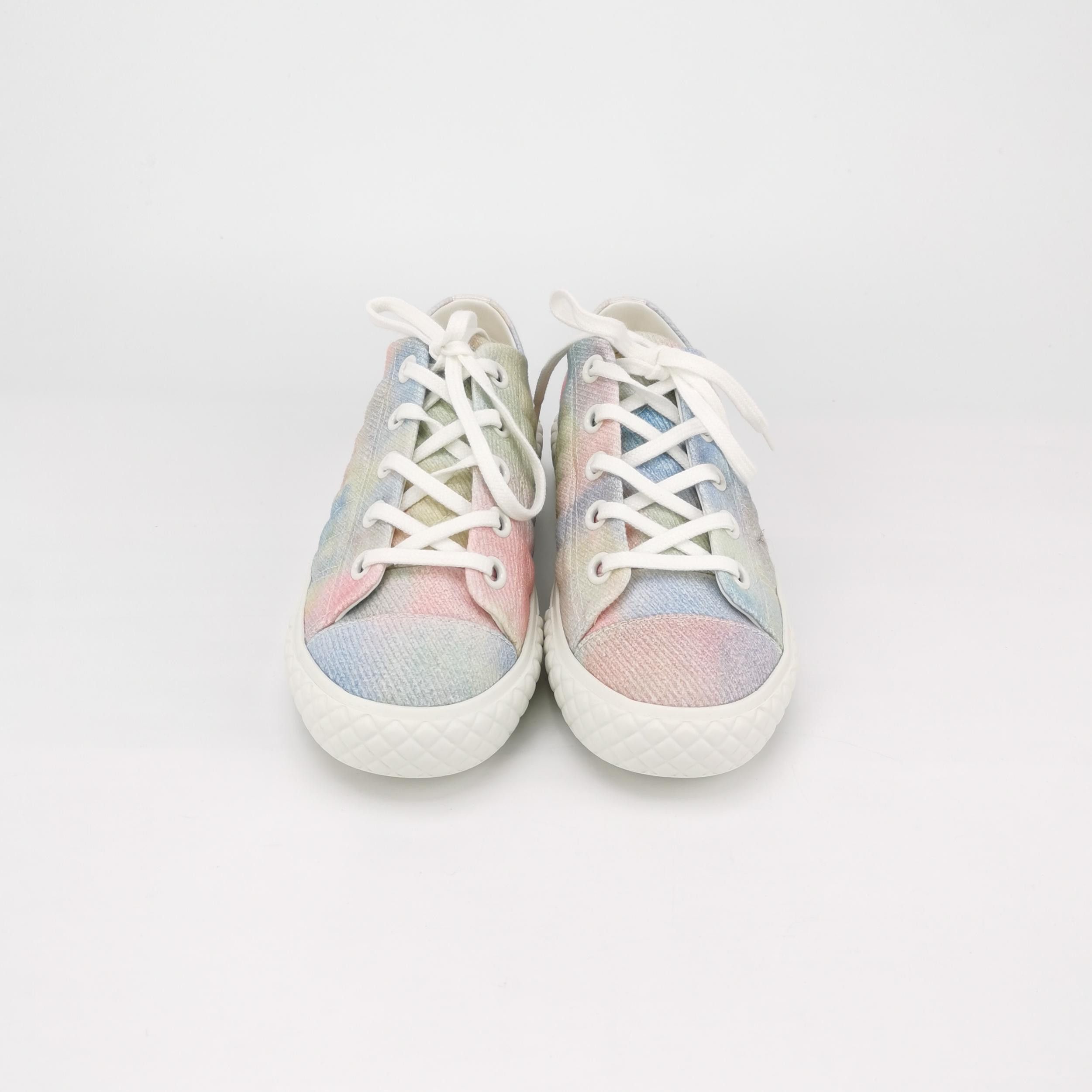 Chanel Chanel Women it_34-5 Lowtop Sneakers Size US 4.5 / IT 34.5 - 3 Thumbnail