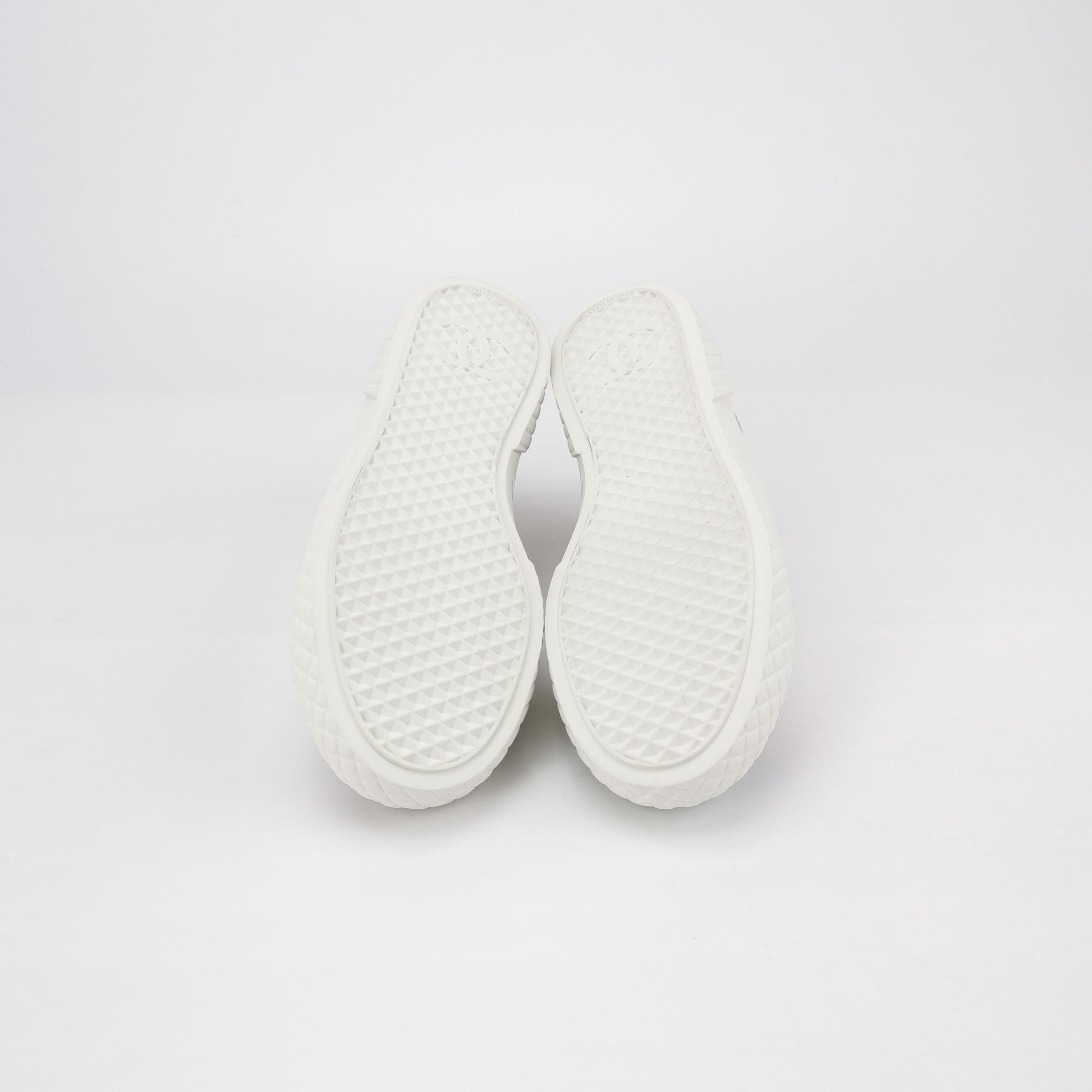 Chanel Chanel Women it_34-5 Lowtop Sneakers Size US 4.5 / IT 34.5 - 5 Thumbnail