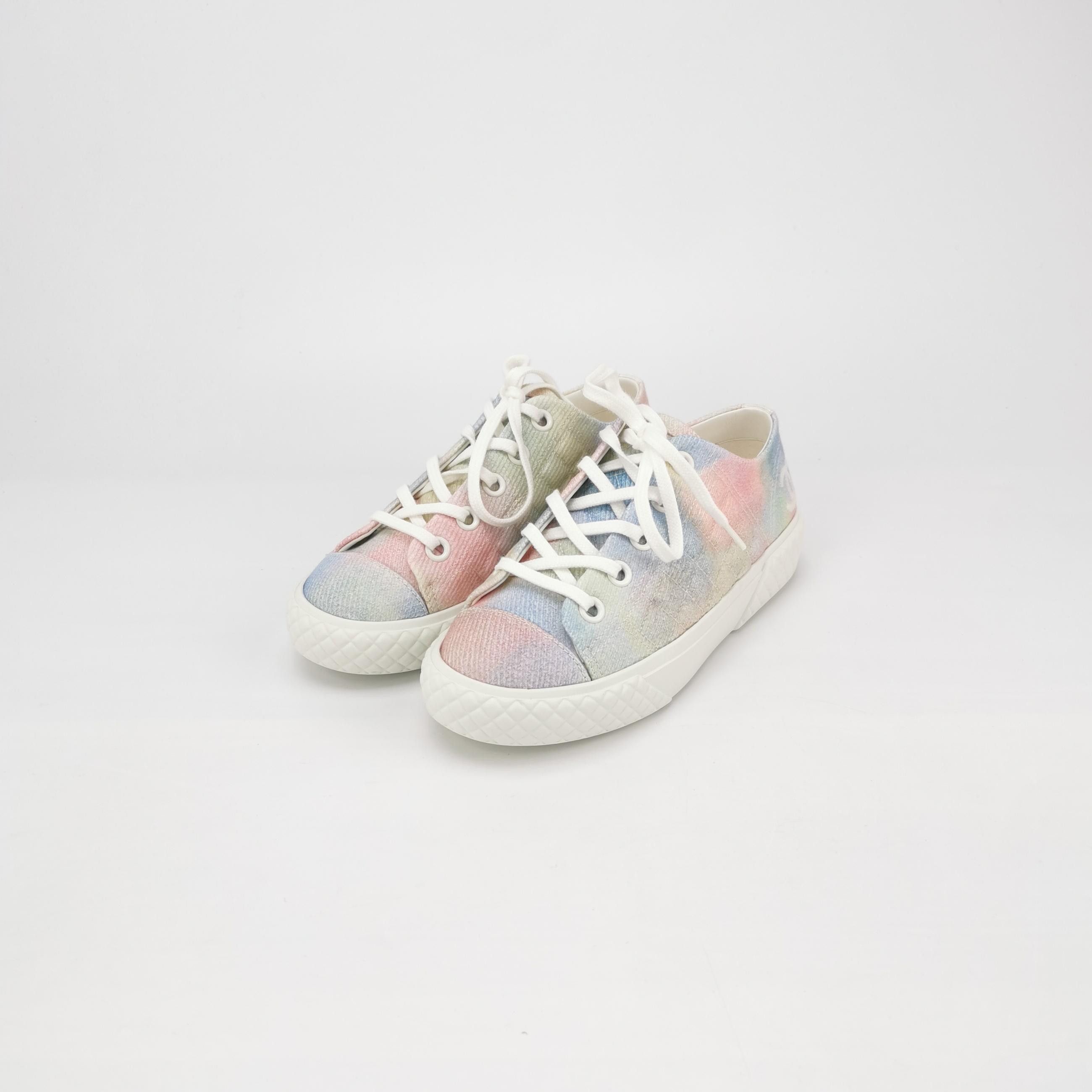 Chanel Chanel Women it_34-5 Lowtop Sneakers Size US 4.5 / IT 34.5 - 2 Thumbnail