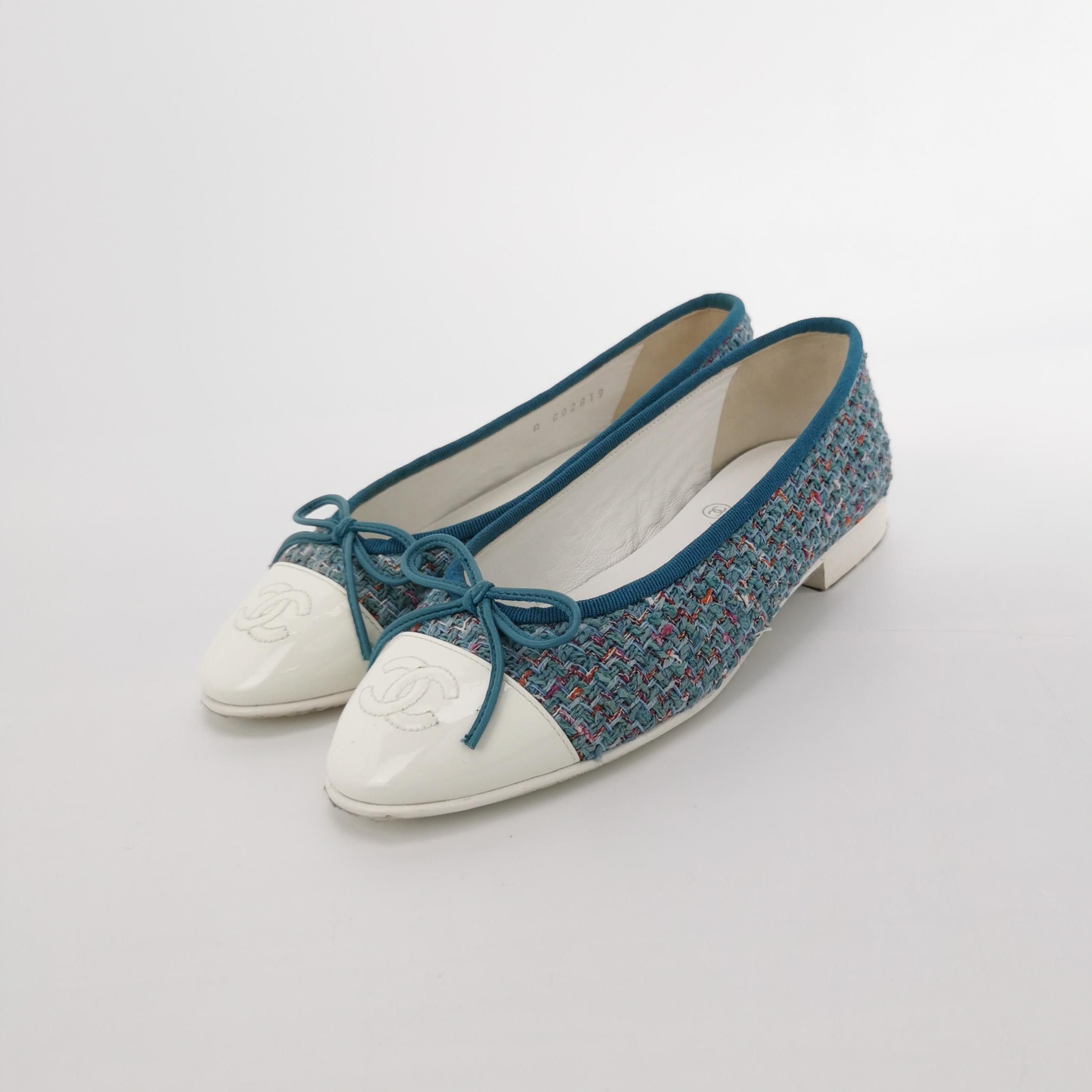 Chanel Chanel Women it_34 Flats Size US 4 / IT 34 - 2 Thumbnail