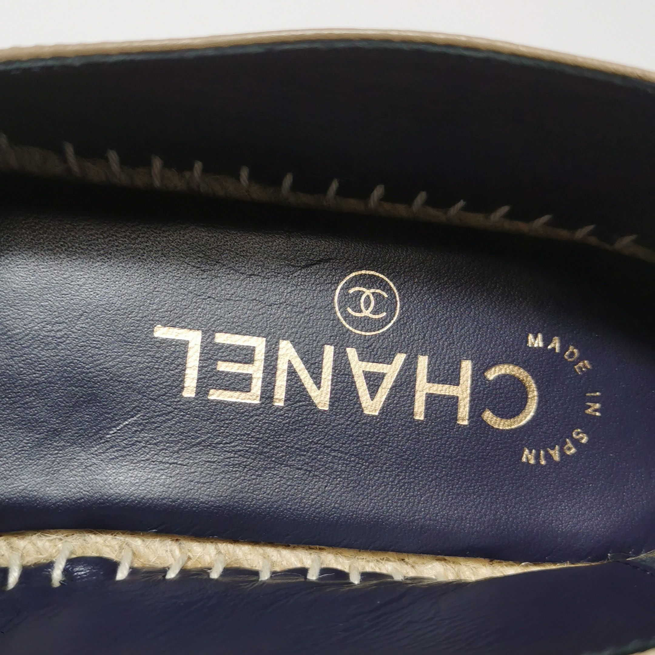 Chanel Chanel Women 7 Flats Size US 7 / IT 37 - 14 Thumbnail
