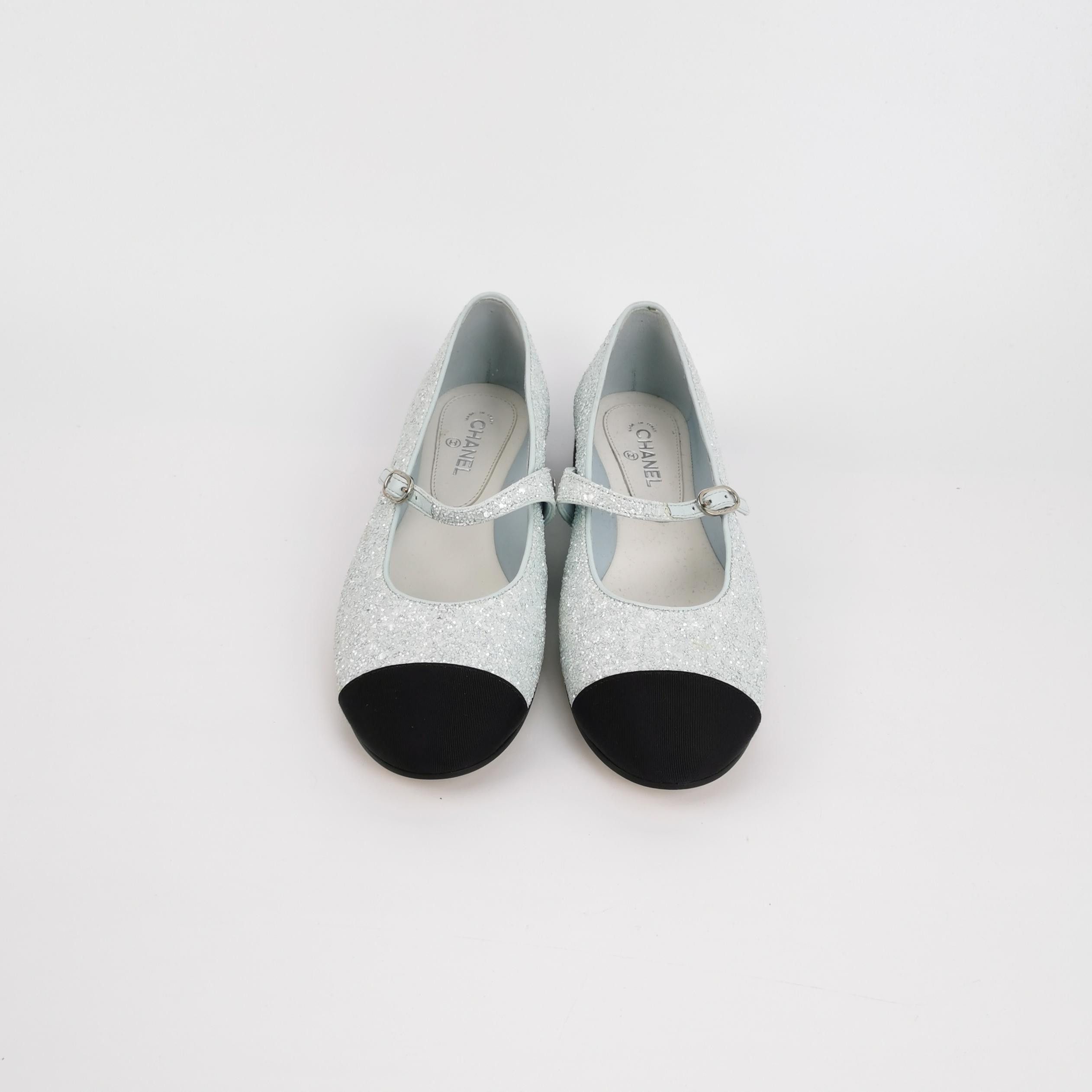 Chanel Chanel Women 6 Flats Size US 6 / IT 36 - 3 Thumbnail