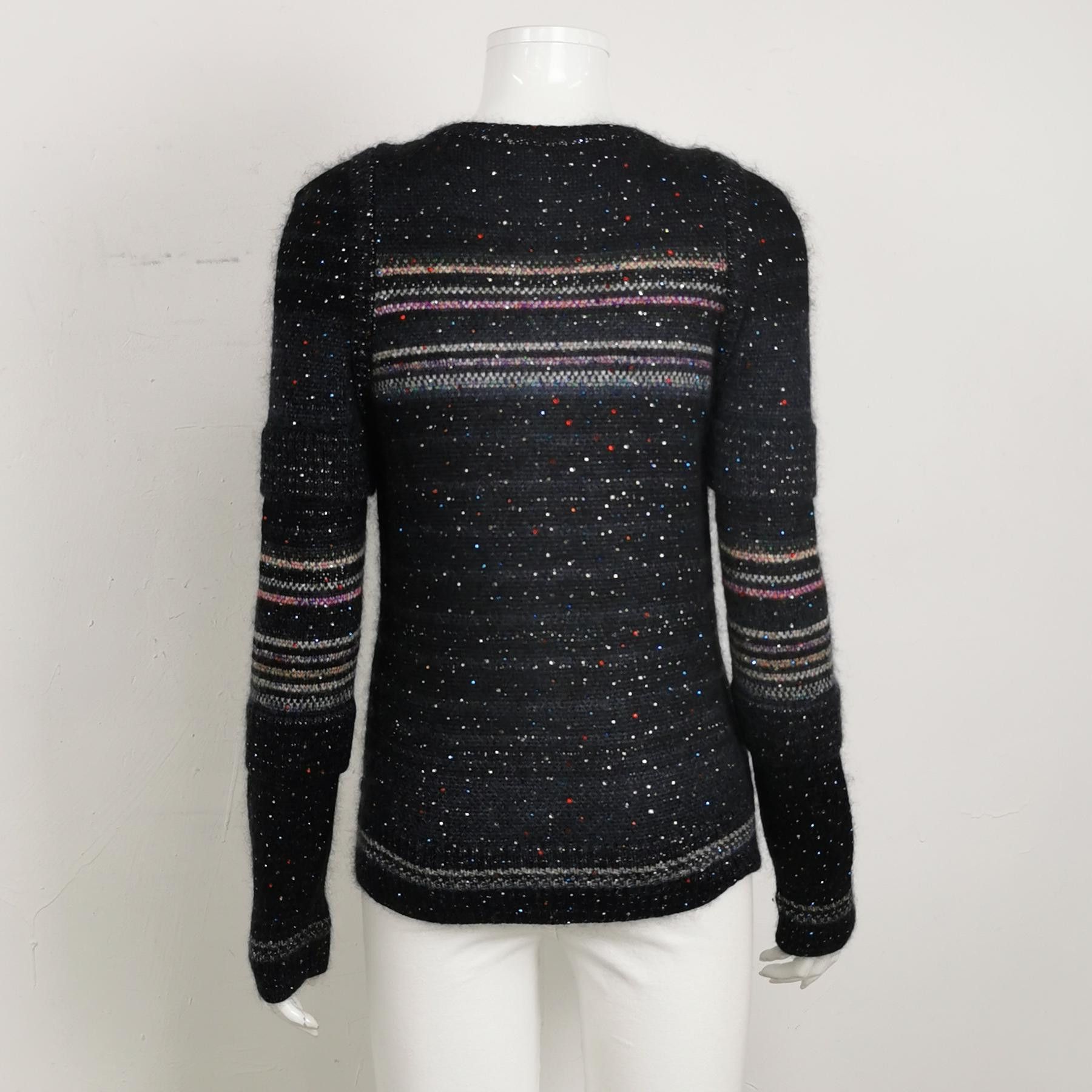 Chanel Chanel Women xs Sweaters Size XS / US 0-2 / IT 36-38 - 2 Thumbnail