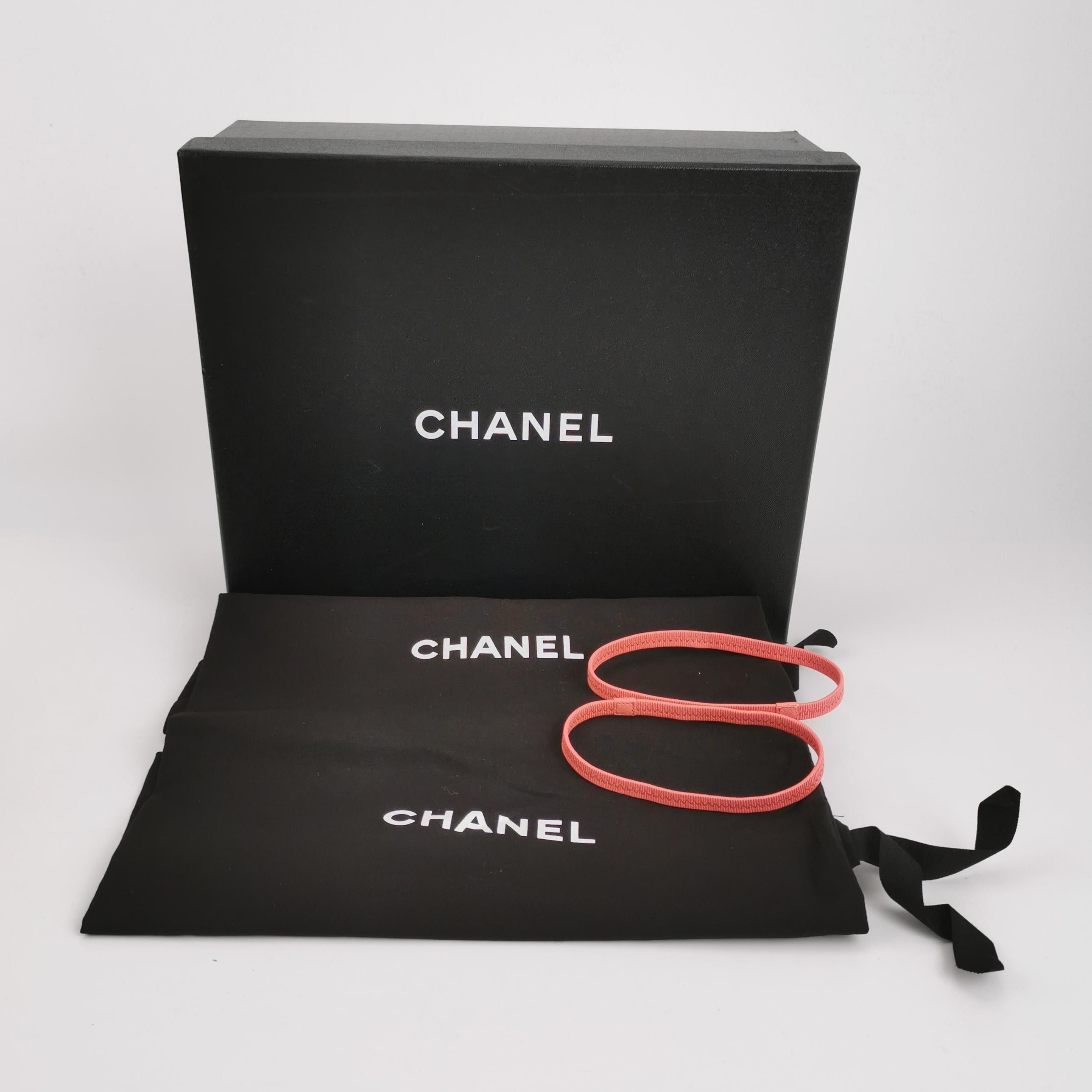 Chanel Chanel Women 6 Sandals Size US 6 / IT 36 - 6 Thumbnail