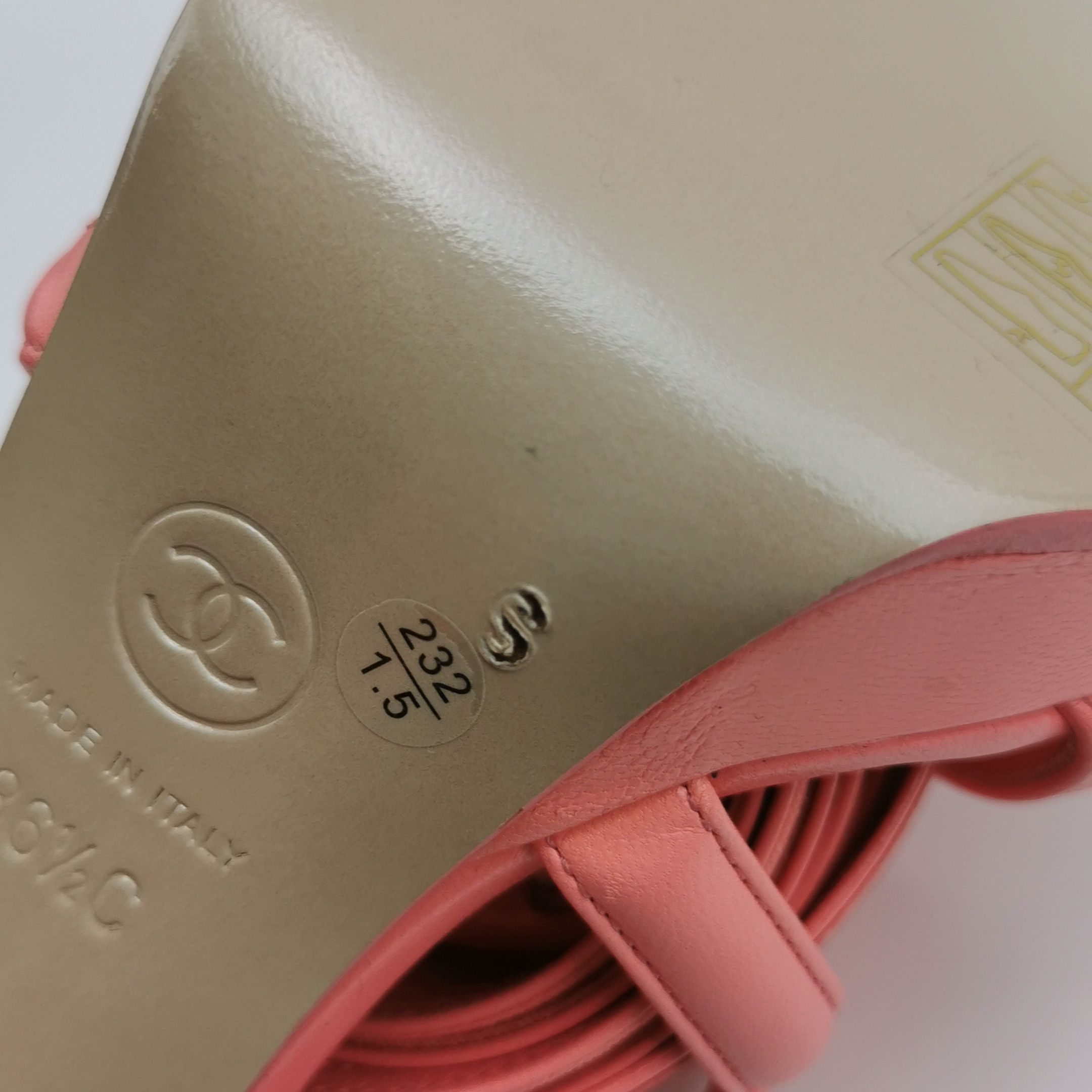 Chanel Chanel Women 6 Sandals Size US 6 / IT 36 - 10 Thumbnail