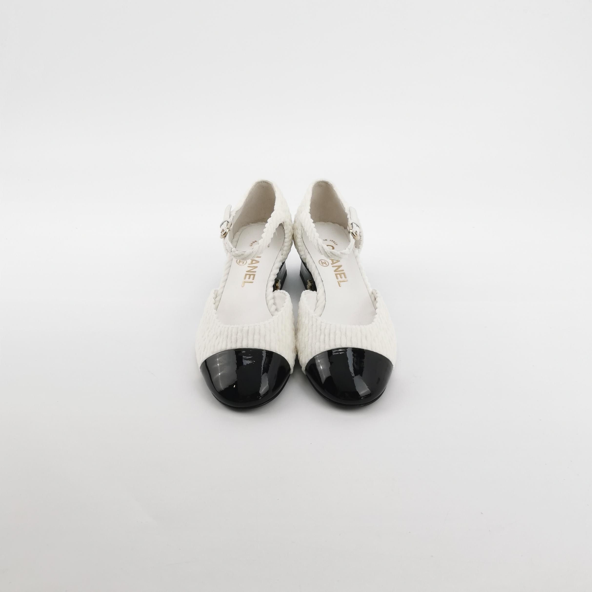Chanel Chanel Women 6 Flats Size US 6 / IT 36 - 3 Thumbnail