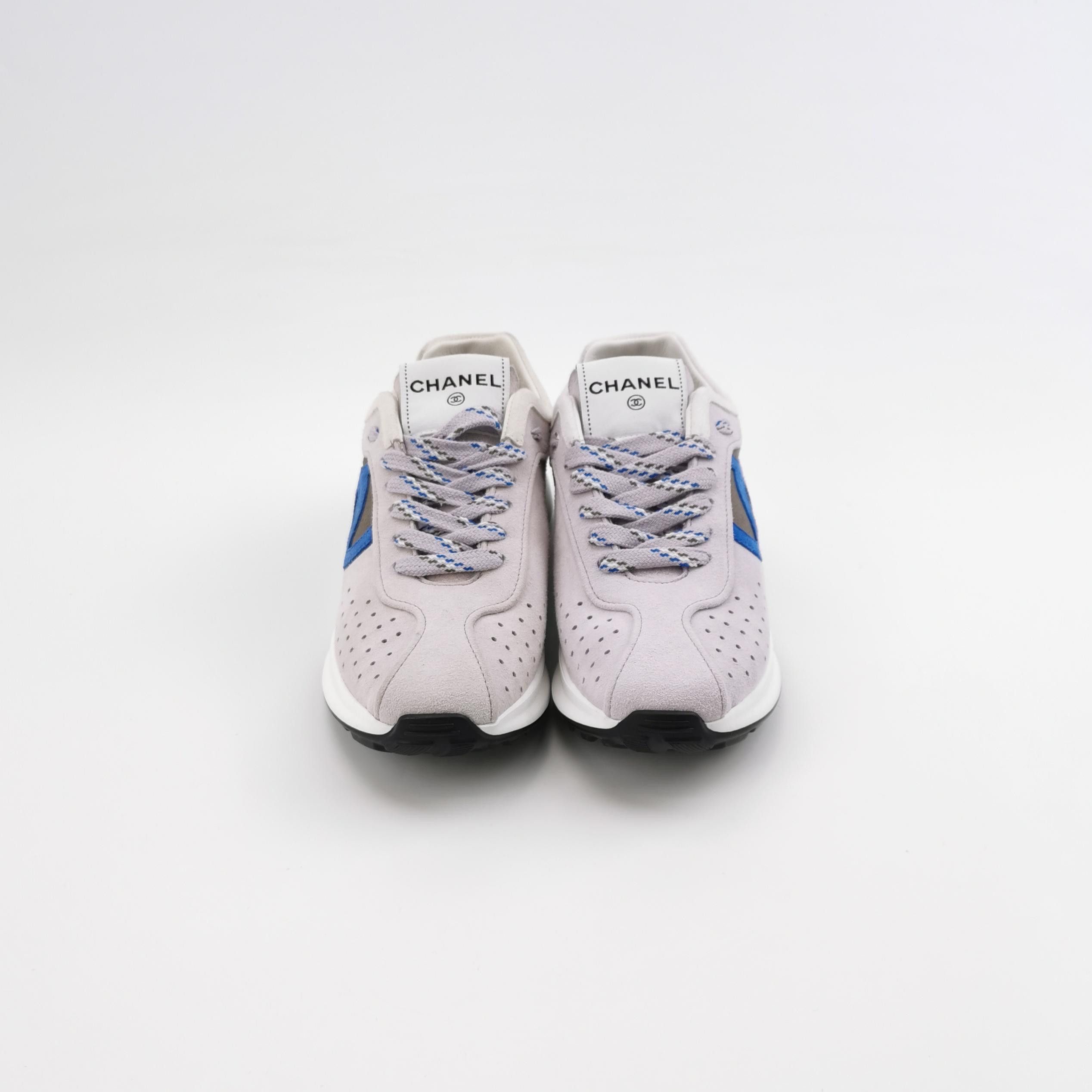 Chanel Chanel Women 6-5 Lowtop Sneakers Size US 6.5 / IT 36.5 - 3 Thumbnail