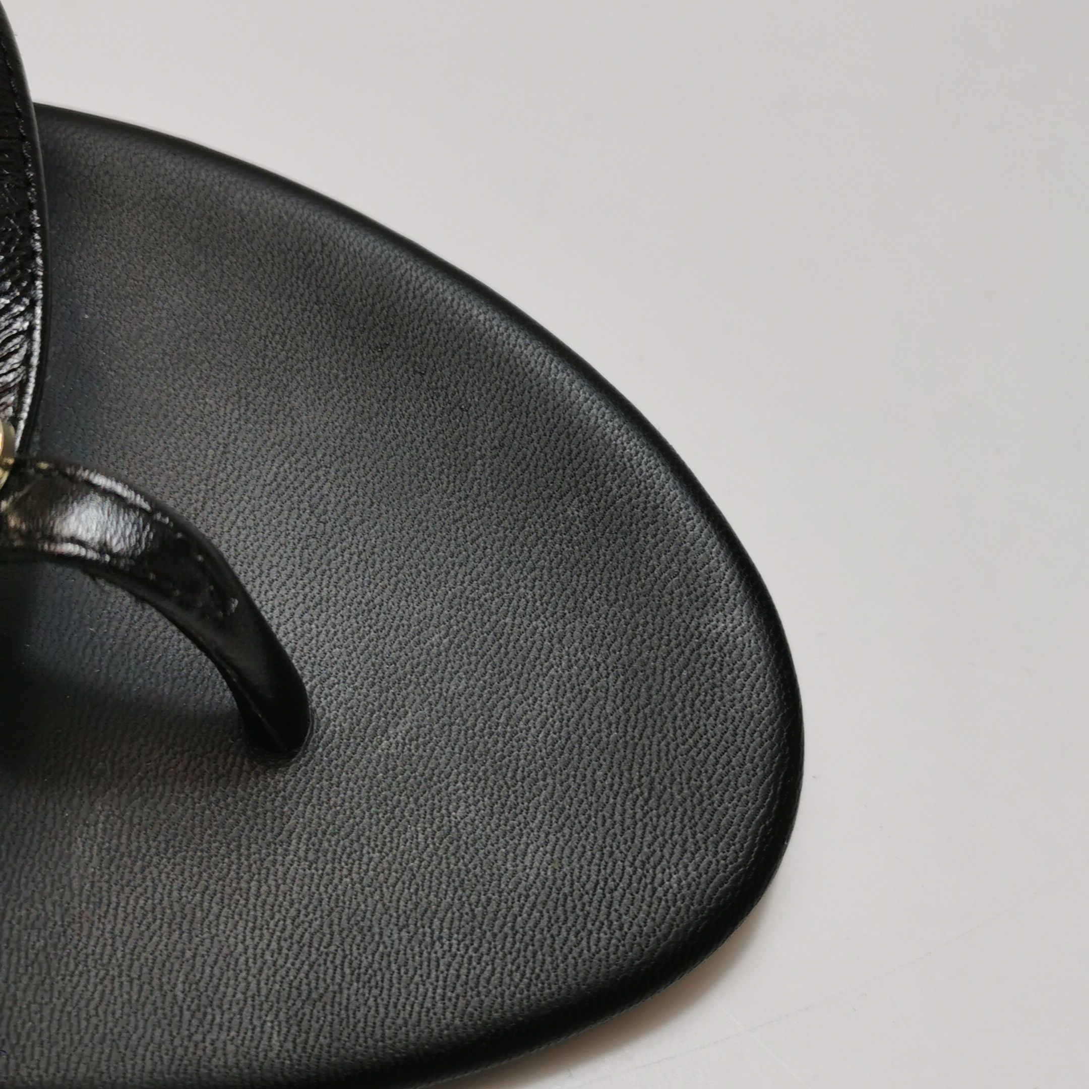 Chanel Chanel Women 6 Sandals Size US 6 / IT 36 - 11 Thumbnail