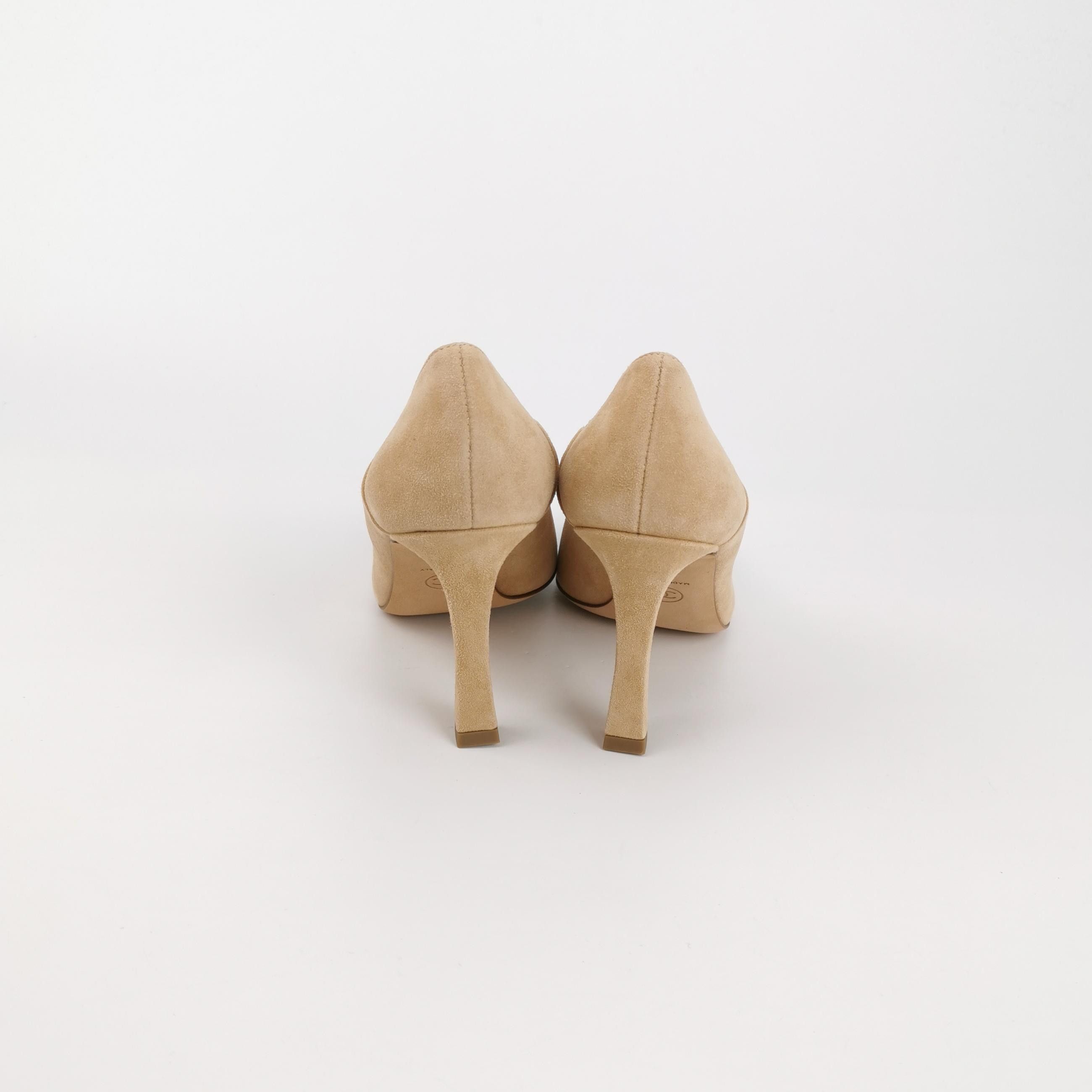 Chanel Chanel Women 6 Heels Size US 6 / IT 36 - 4 Thumbnail
