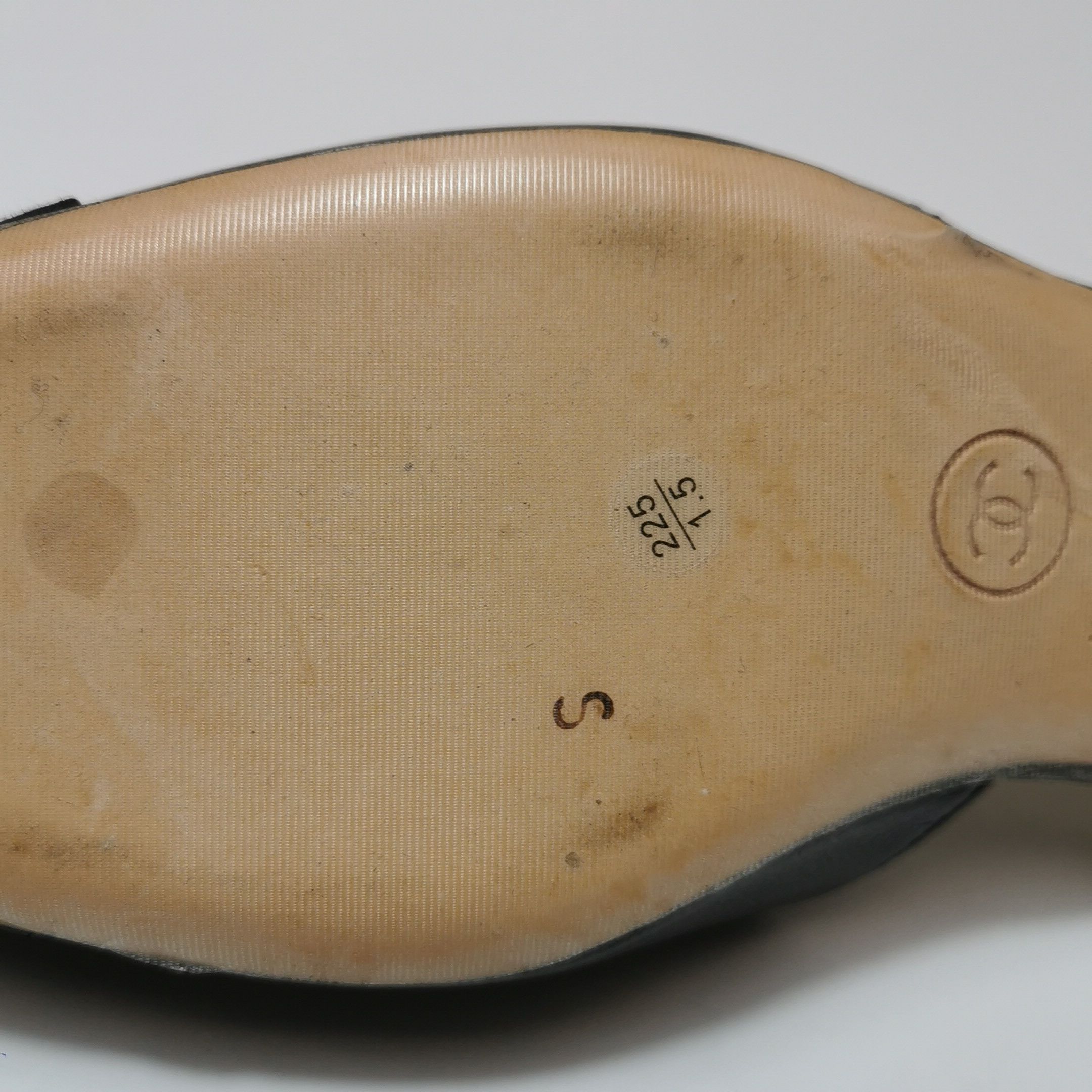Chanel Chanel Women 5-5 Flats Size US 5.5 / IT 35.5 - 10 Thumbnail