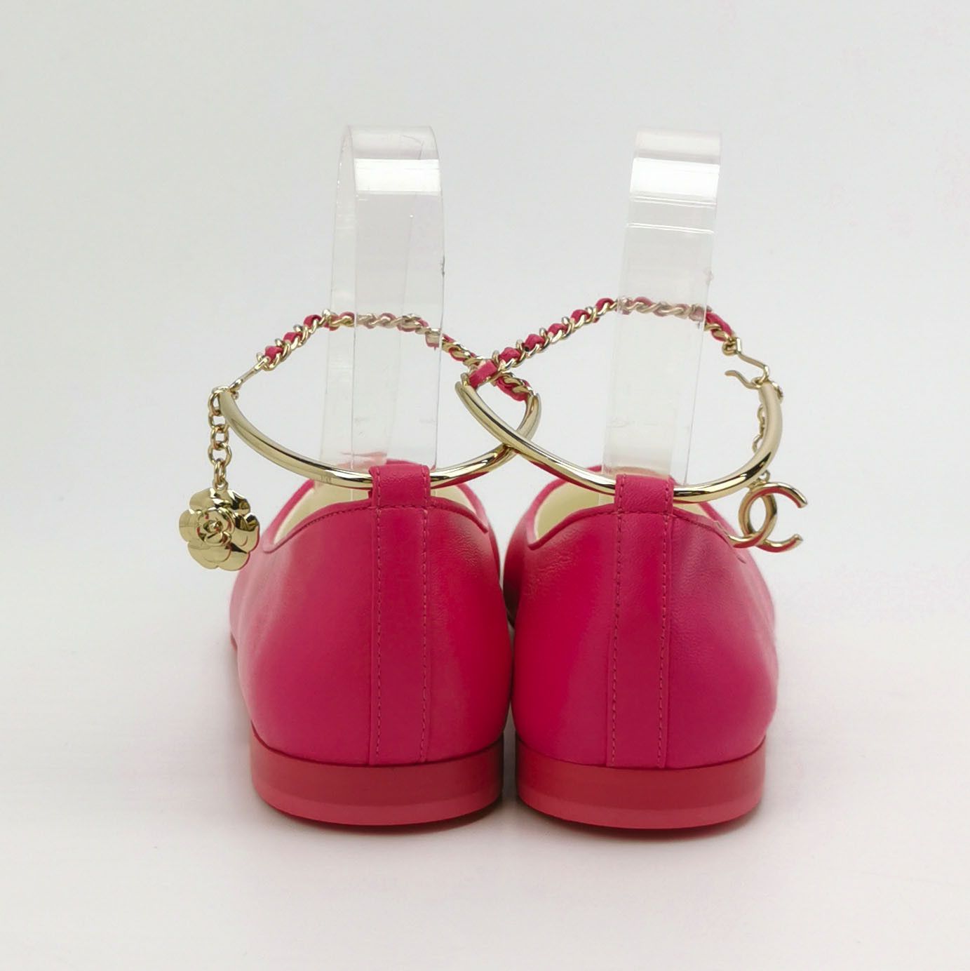 Chanel Chanel Women 6 Flats Size US 6 / IT 36 - 4 Thumbnail