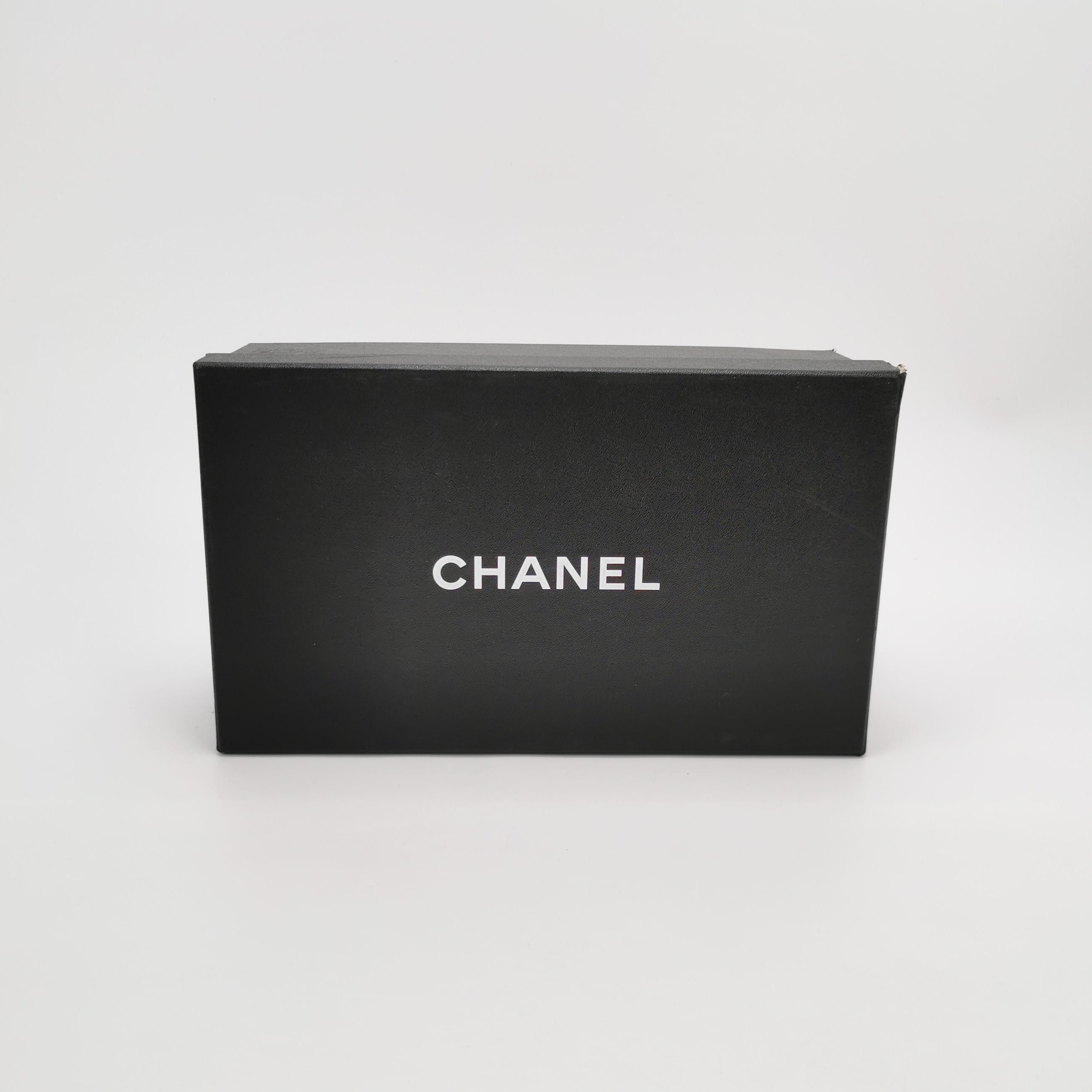 Chanel Chanel Women 5 Flats Size US 5 / IT 35 - 6 Thumbnail