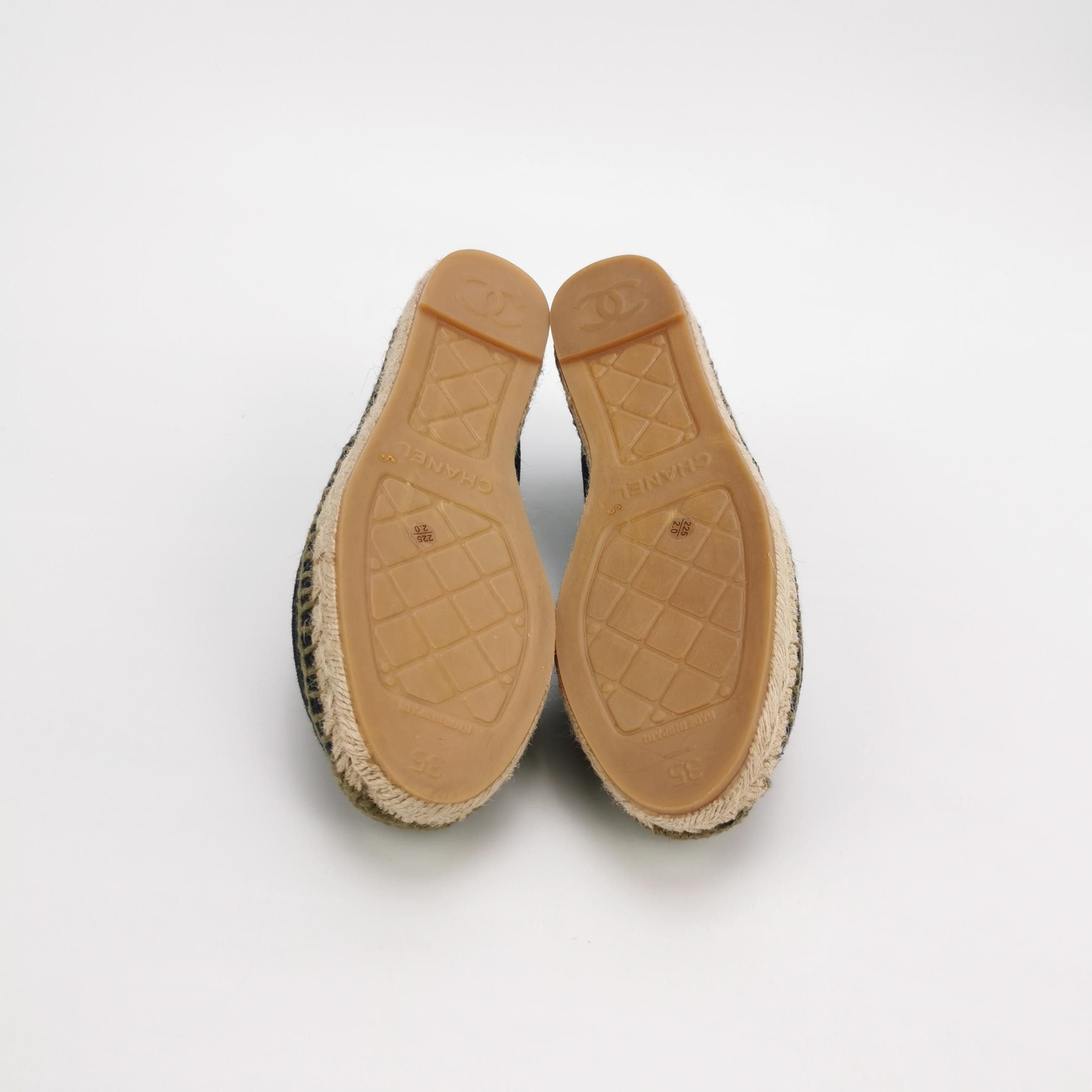 Chanel Chanel Women 5 Flats Size US 5 / IT 35 - 5 Thumbnail