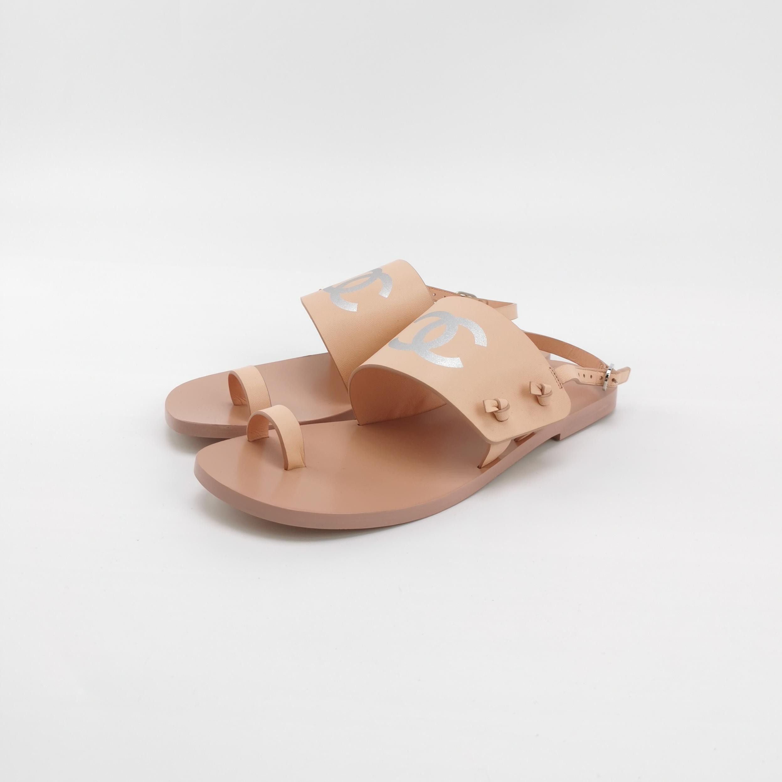 Chanel Chanel Women 7 Sandals Size US 7 / IT 37 - 2 Thumbnail