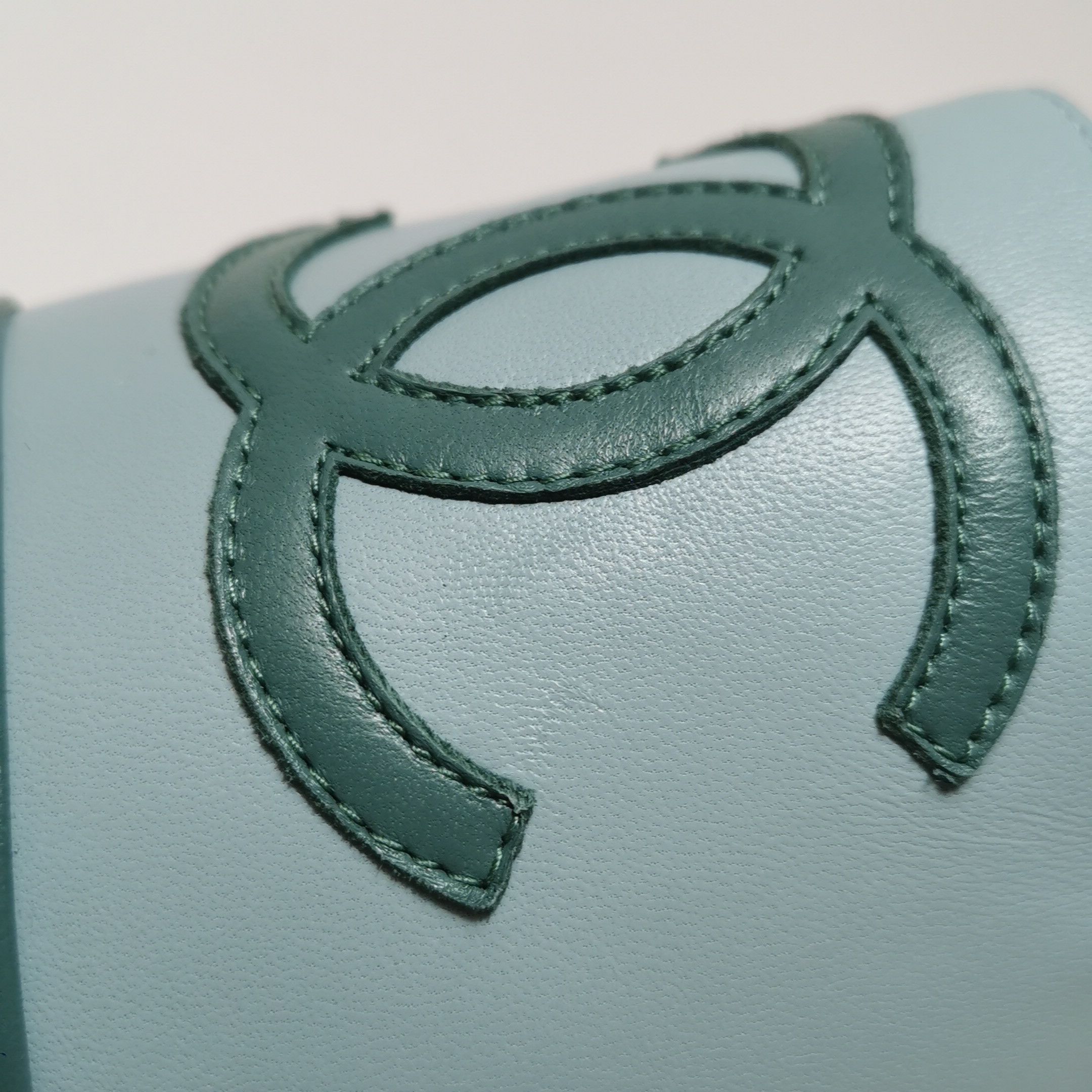 Chanel Chanel Women 5 Flats Size US 5 / IT 35 - 8 Thumbnail